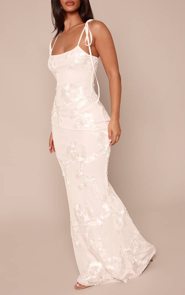 Blanc Robe Maxi À Détails Fleuris Petite Taille