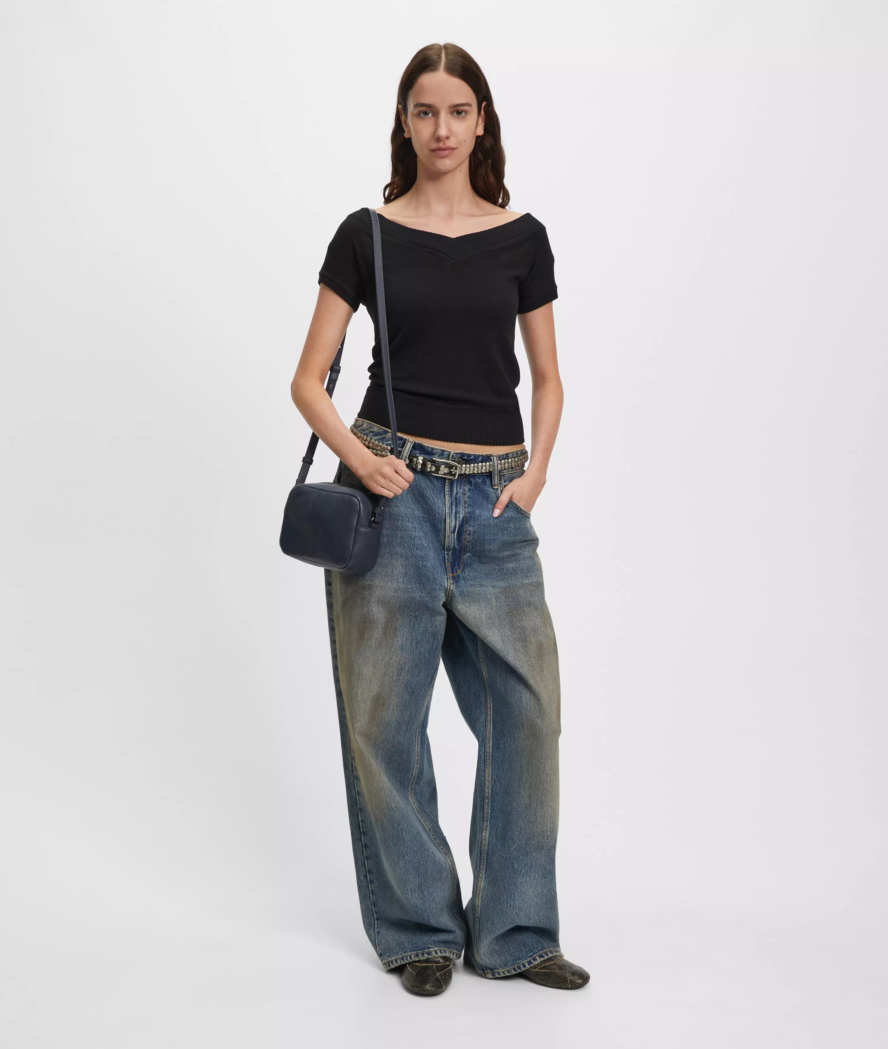 Crossbody Handy shoulder bag made from cowhide leather