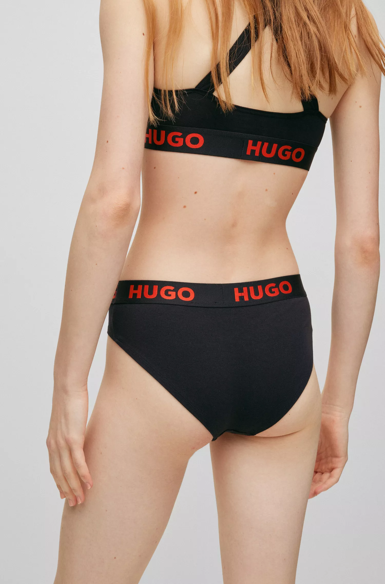 Cueca HUGO vermelha em algodão elástico com cós com logotipo.