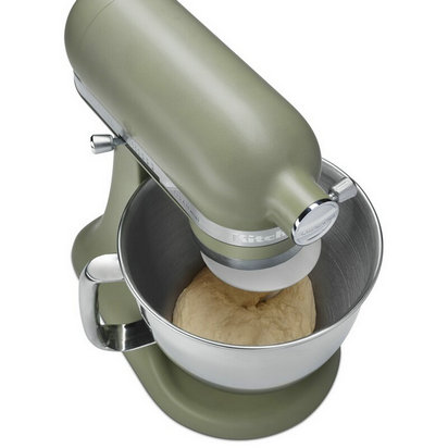 Batedeira KitchenAid de 10 velocidades e 3,5 litros.