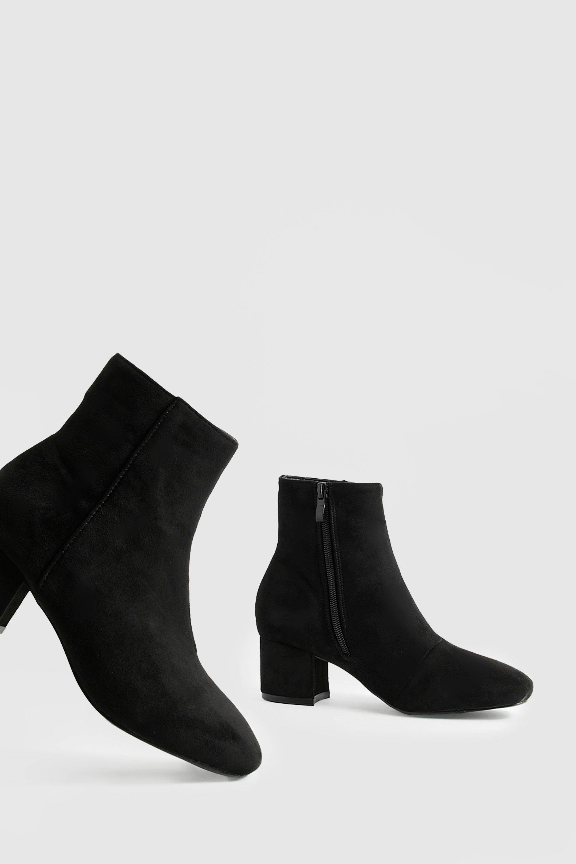 boohoo Bottes à talon bloc bas en synthétique, coupe large