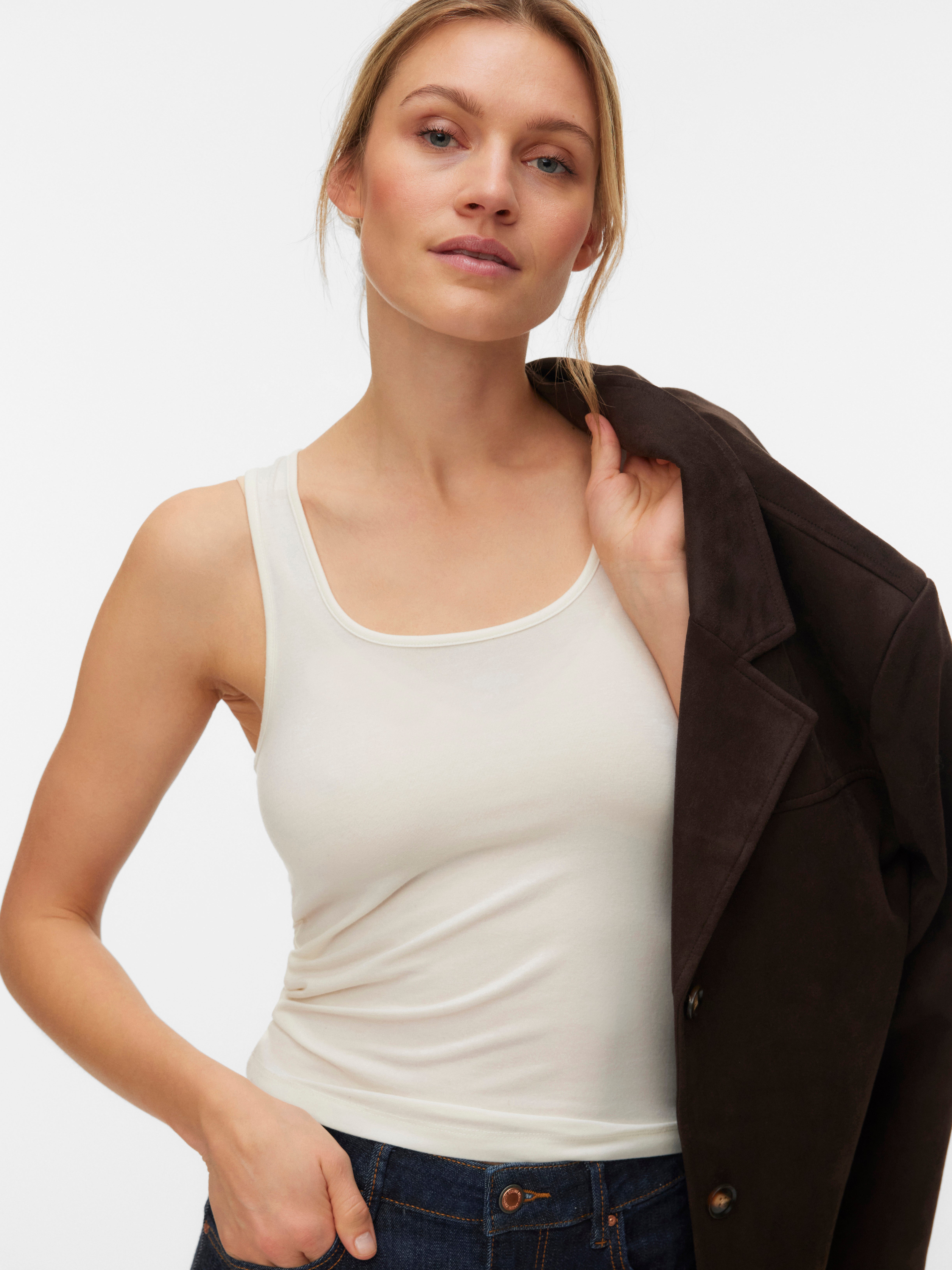 VMKYLIE Top