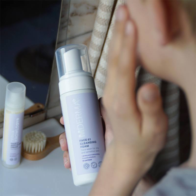 DermaKnowlogy Face 61 Cleansing Foam 150 ml