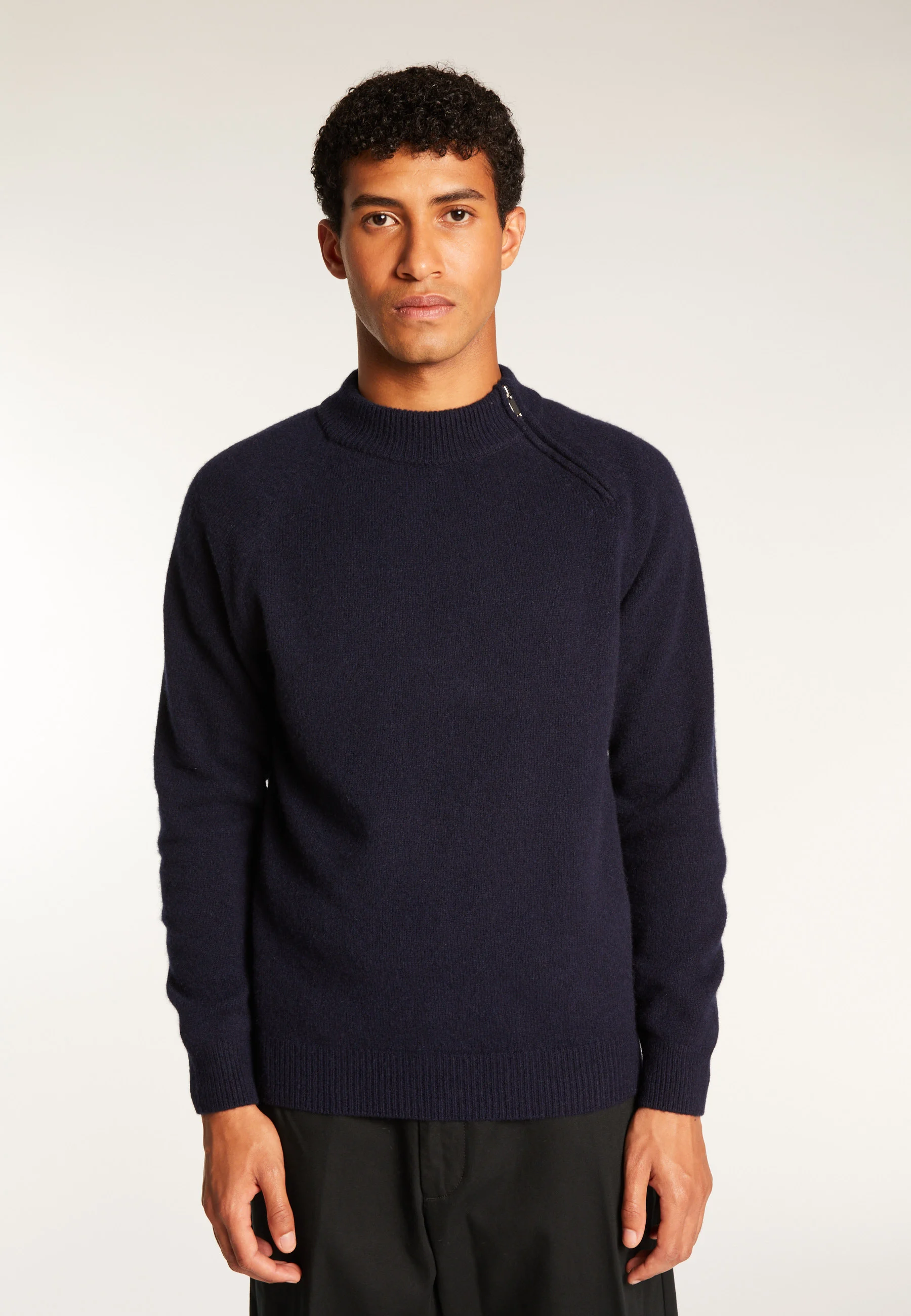TIAM - Pull col rond zip épaule en cachemire mélangé | Bleu