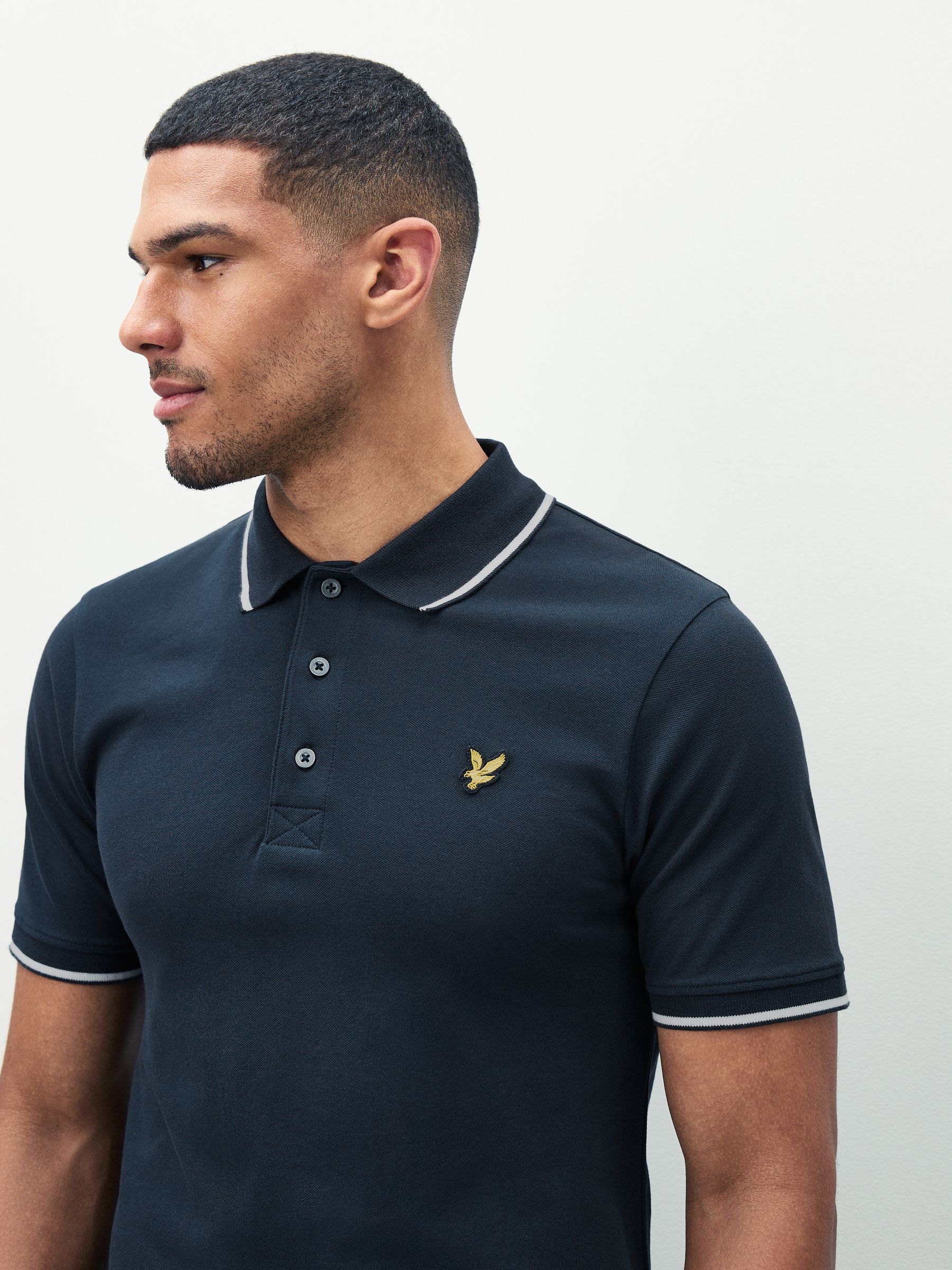 Donkerblauw - Lyle & Scott poloshirt met contrasterende rand