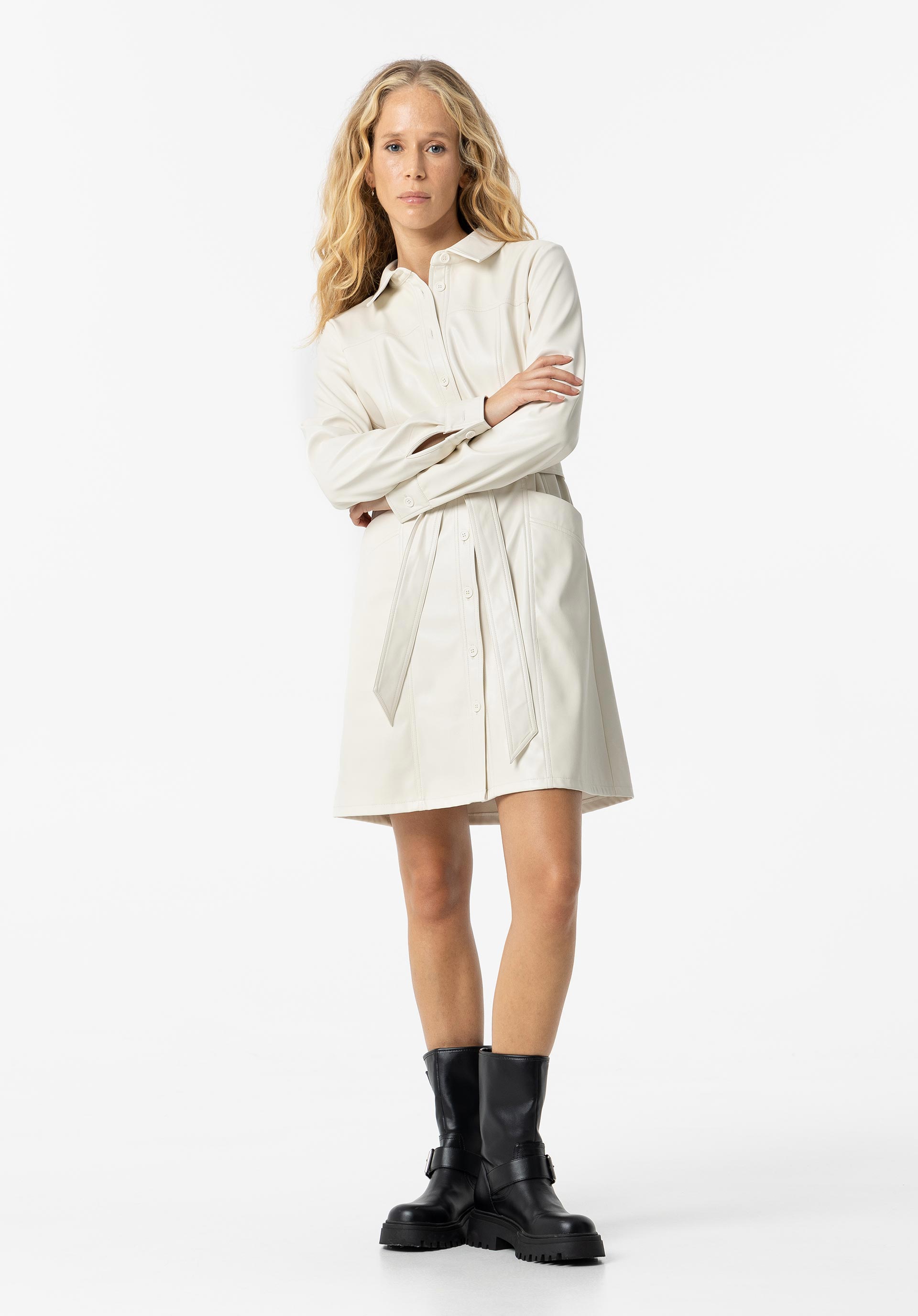 Vestido Efeito Pele com Cinto
