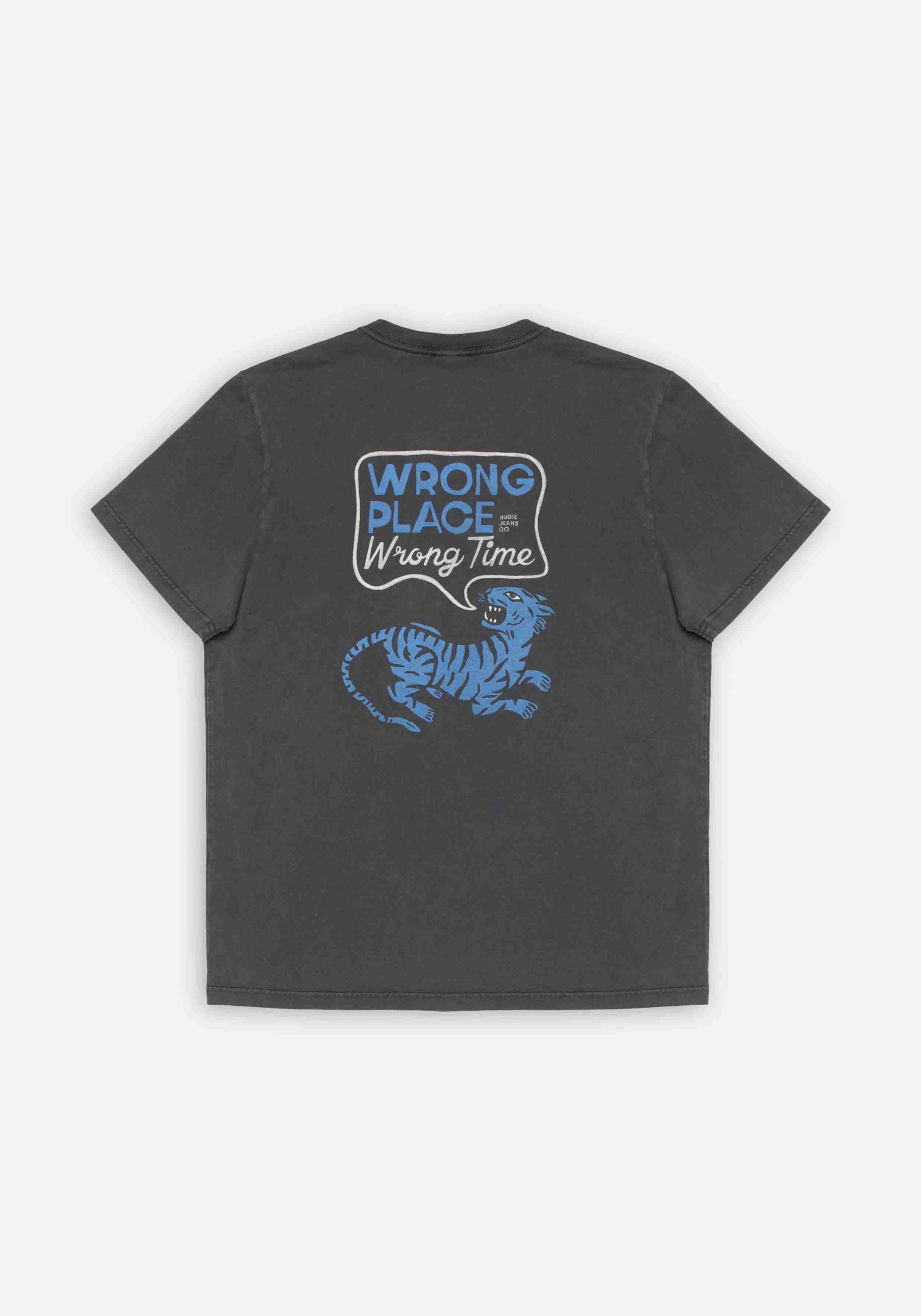 Nudie Jeans T-Shirt Roy Wrong Place Antracite