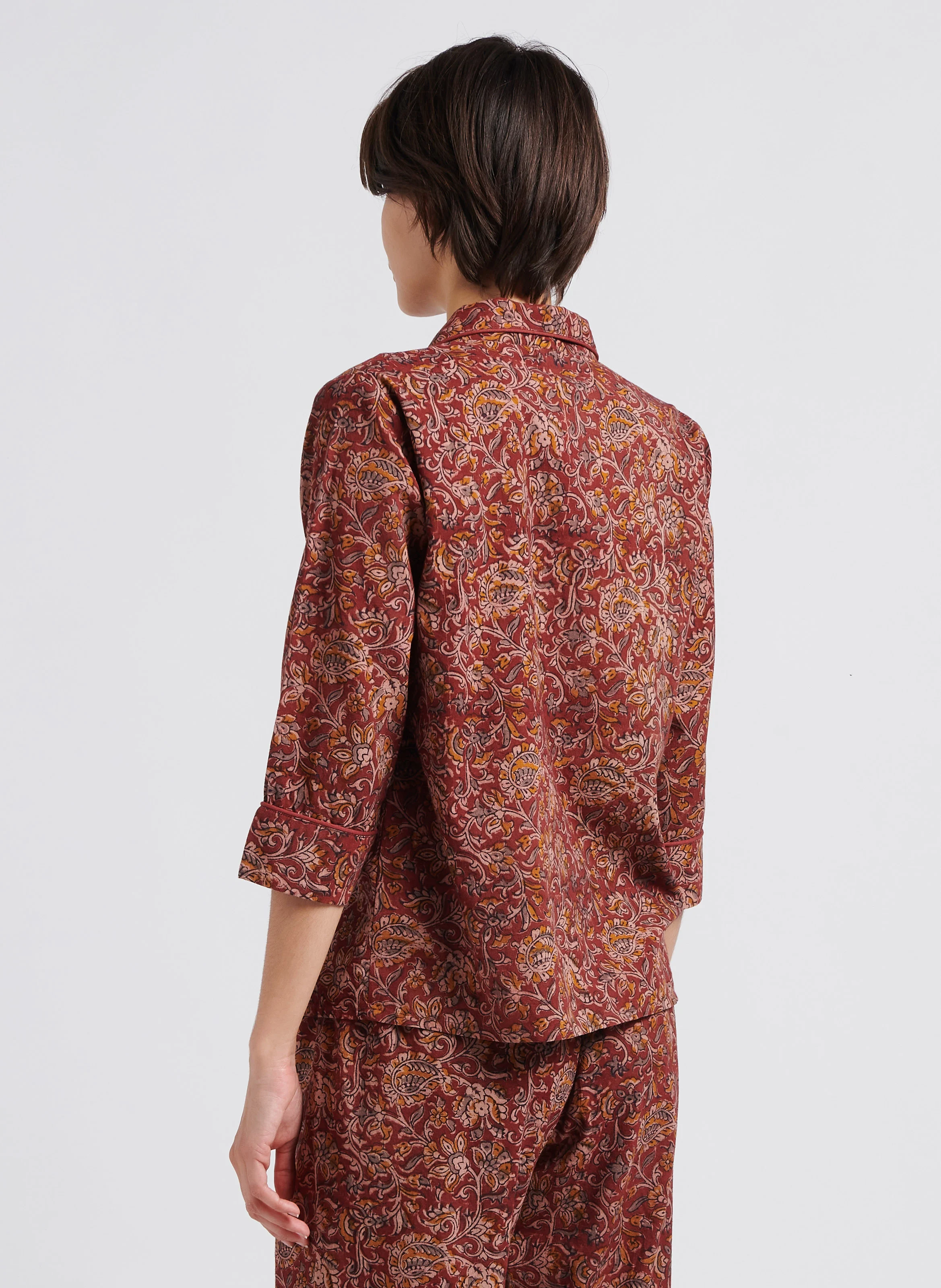 HOMEWEAR PYJAMA - Ensemble pyjama à motif floral en coton | Marron