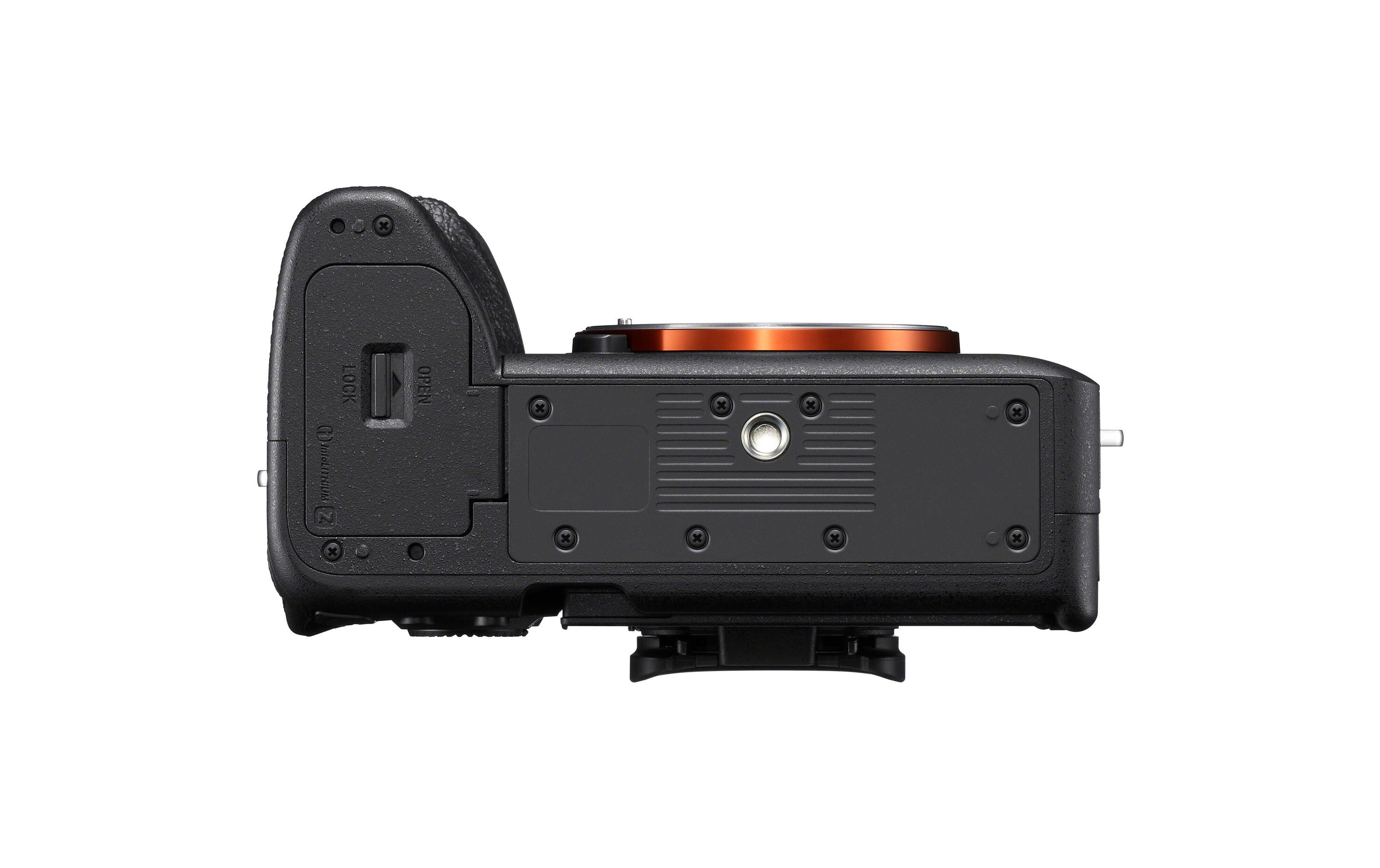 Fotokamera Alpha 7 IV NP-FZ100 Tough UHSII V90 Kit<br>Leistungsstarke Vollformat-Hybrid-Kamera für Foto- und Videoaufnahmen mit Ersatzakku und 128 GB Speicherkarte