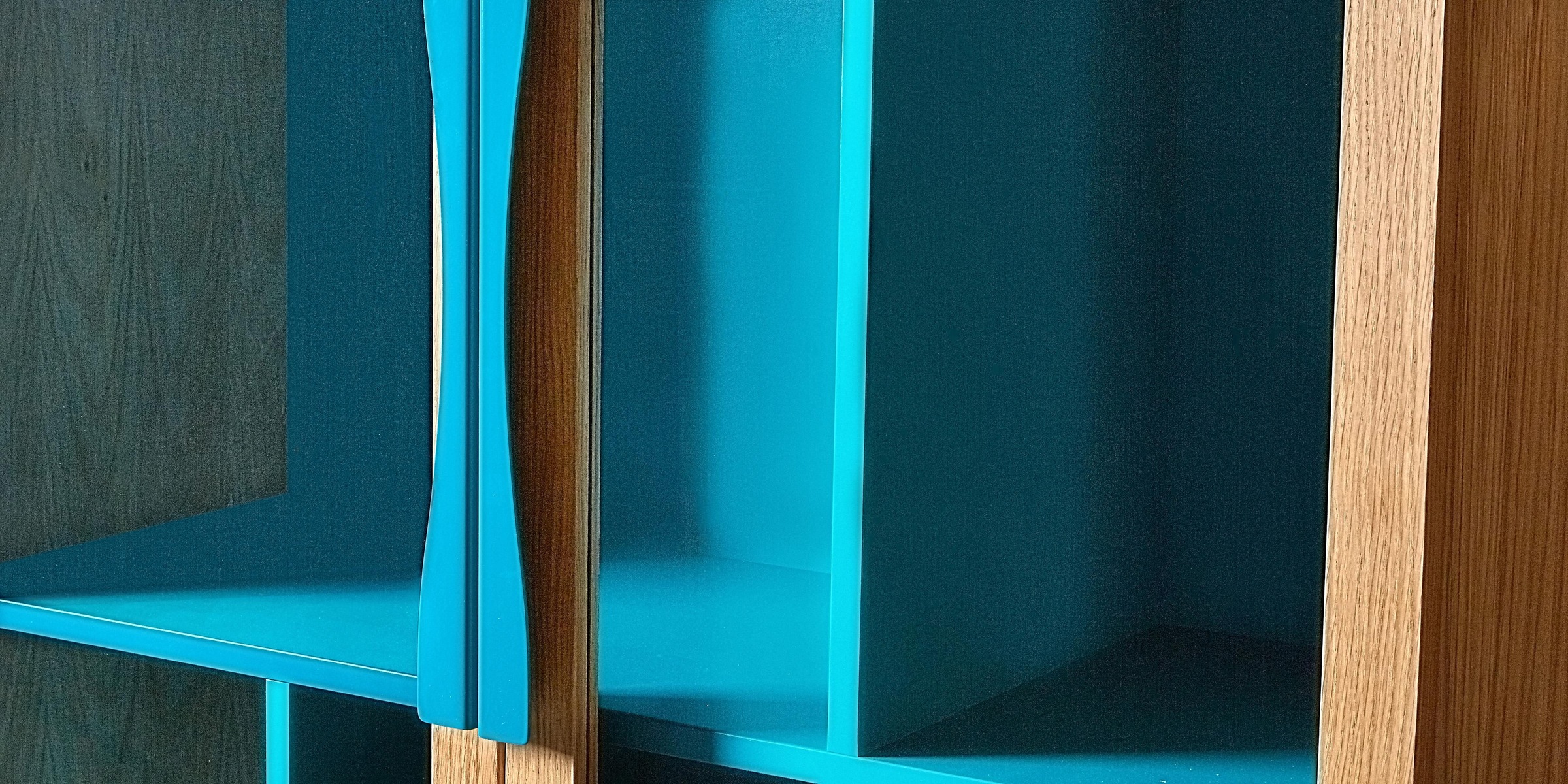 Woodman Bücherregal »Hilla« Breite 88 cm, Türen mit Glaseinsätzen, Holzfurnier aus Eiche, FSC®