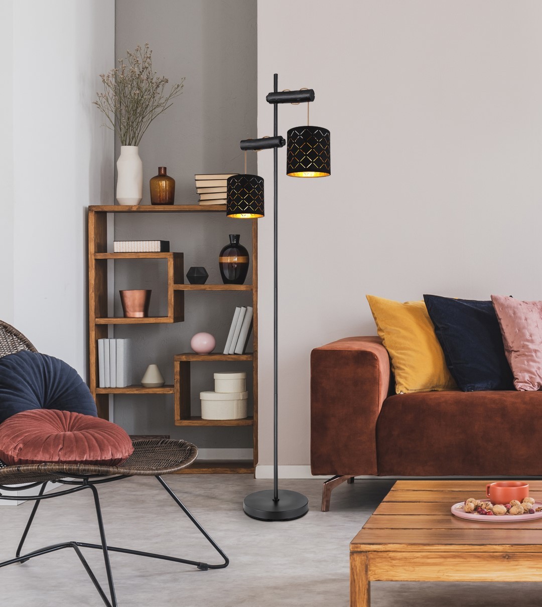 Standleuchte - schwarz-gold - Metall - 150 cm hoch