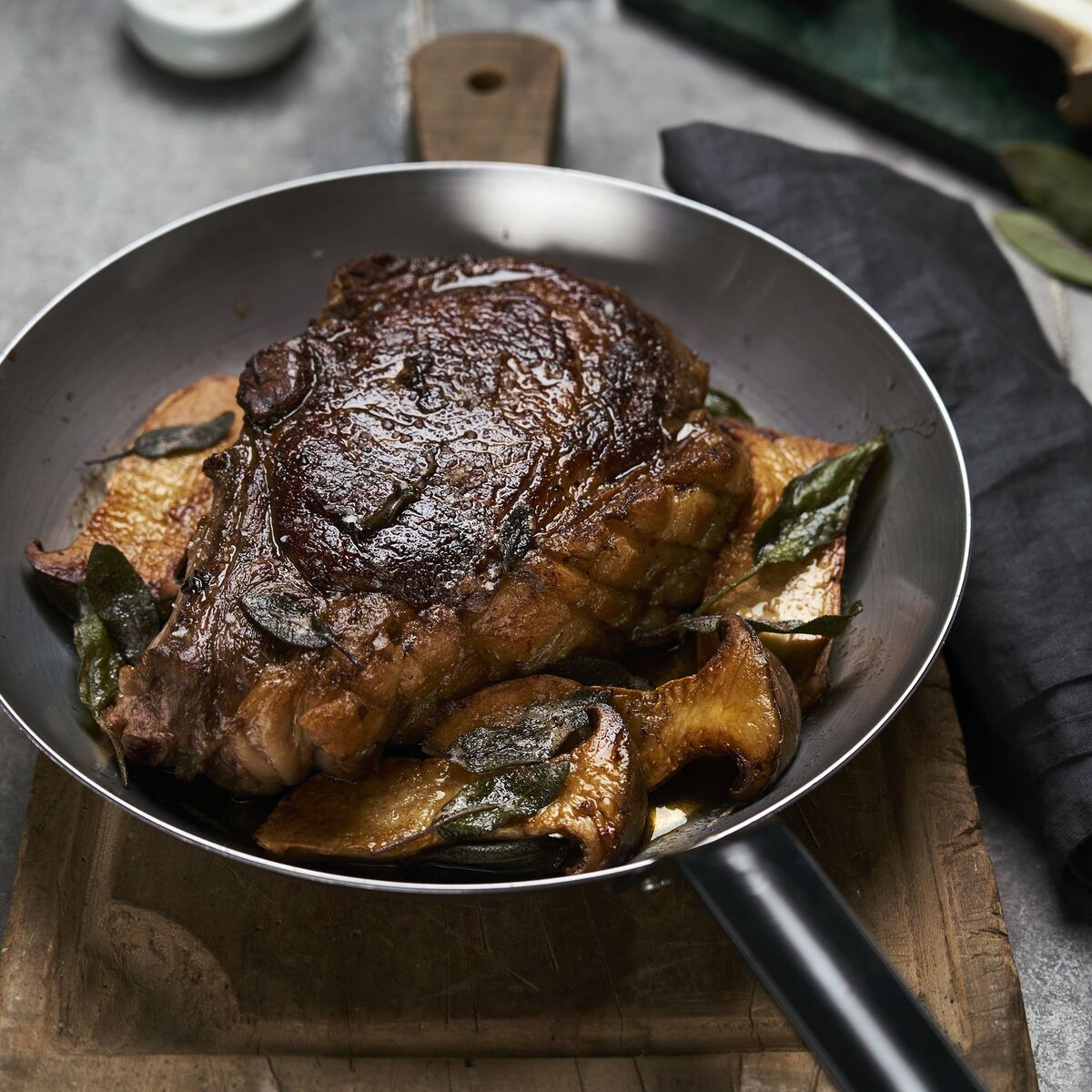 Lyonnaise Stekepanne Karbonstål 28 cm