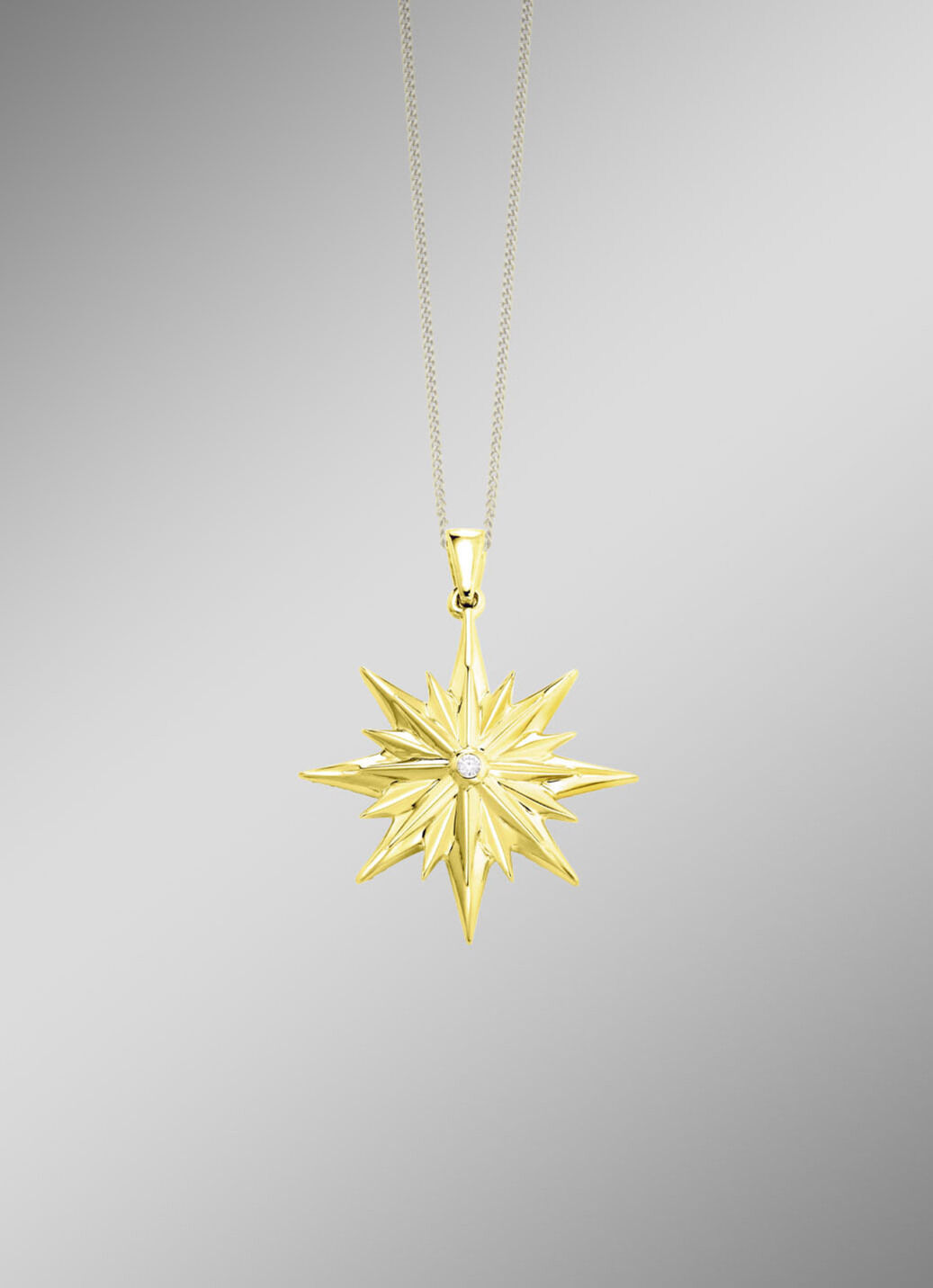 Toller Stern-Anhänger mit Brillanten und Diamanten