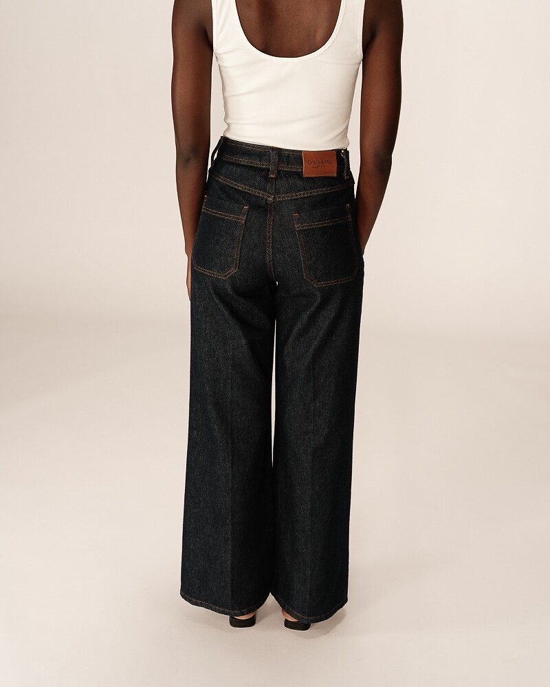 GRACE & MILA<br>Calça jeans de cintura alta com bolsos aplicados JUNHO