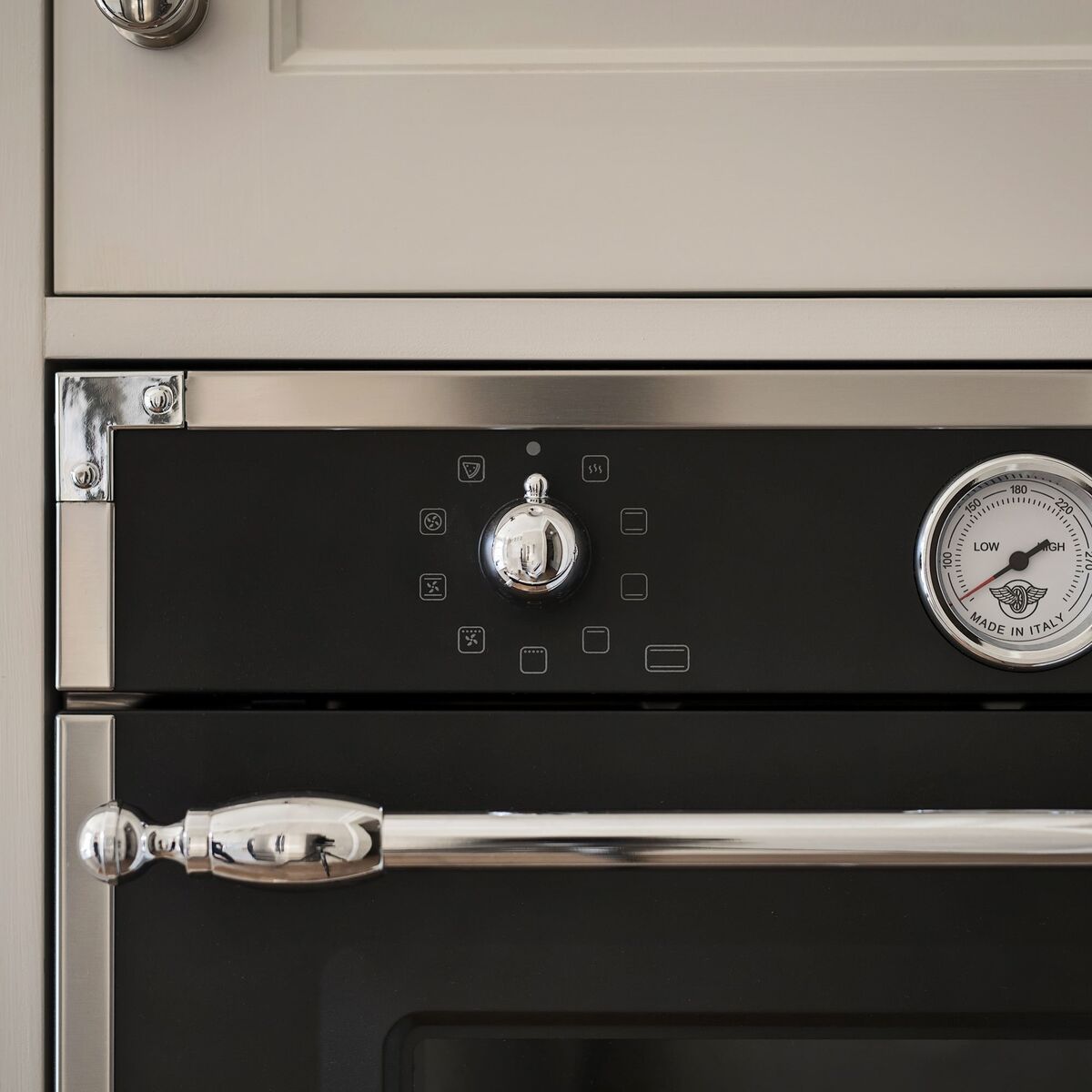 F609HEREKT Heritage Innebygget Ovn 60 cm, Svart
