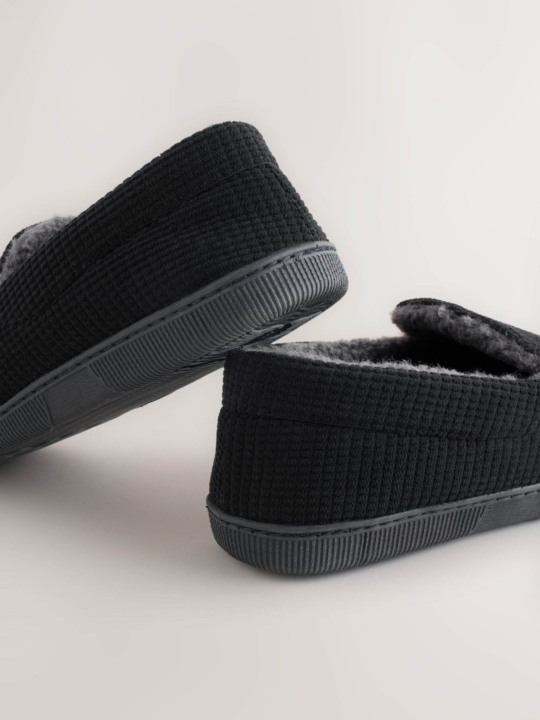 Zwart - Closed Back Textured Slippers