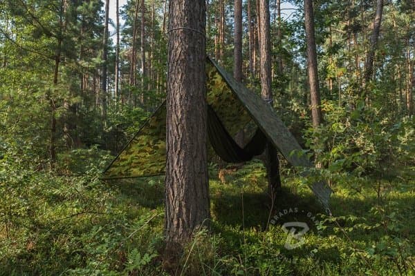 Presenning Bradas CAMOforest kamuflasjepresenning 3 x 5m 90 g.
