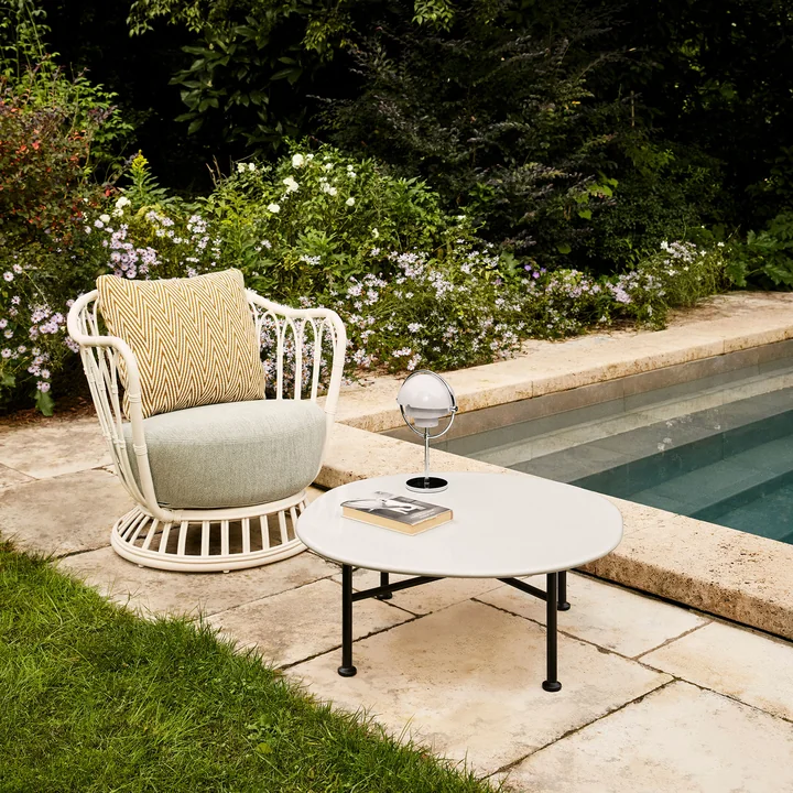 Gubi - Grace Outdoor Lounge Chair, schwarz / beige (Lorkey 41) / braun (Lorkey 43)