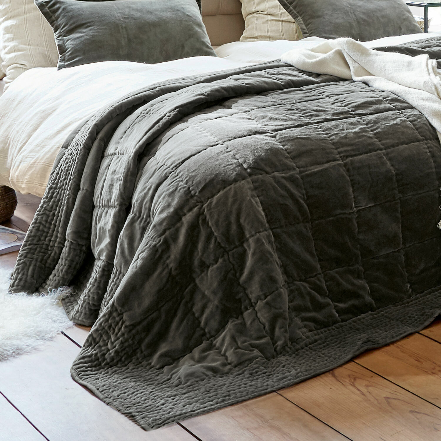 Quilt Arasta grau