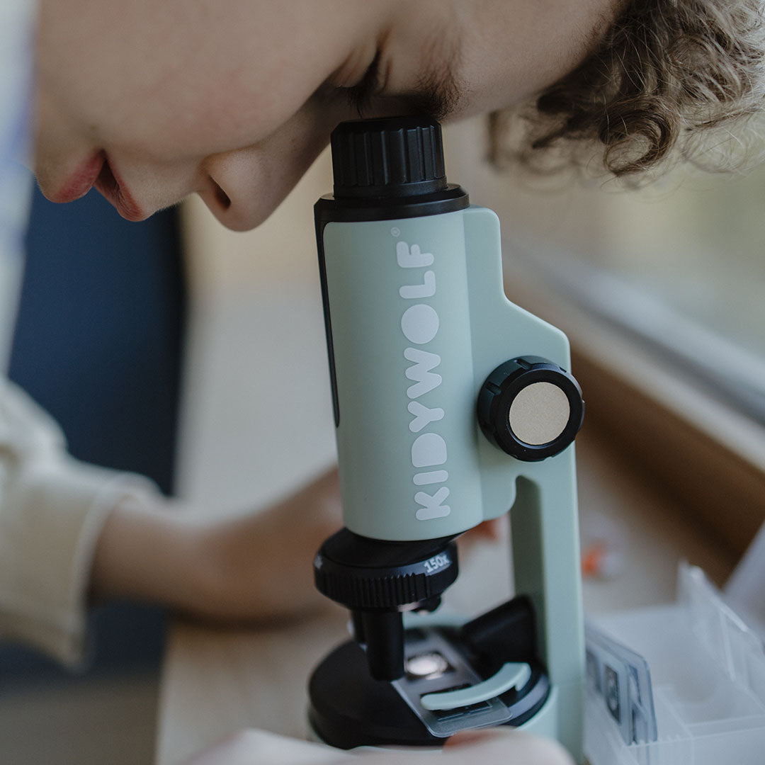 Kidywolf microscoop groen