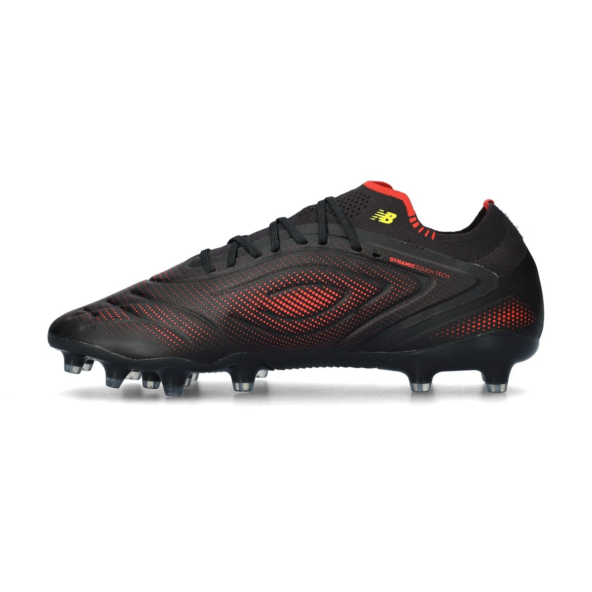 Chuteira New Balance Tekela Elite Low Laced MG V5