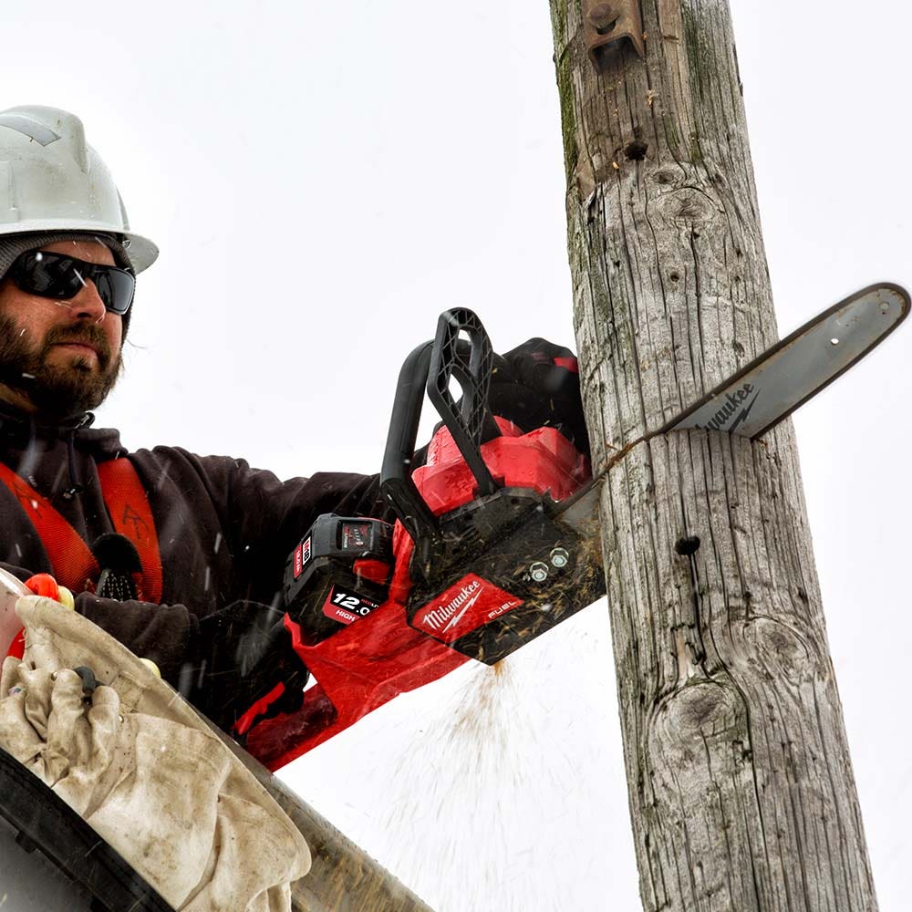 MILWAUKEE 18V FUEL™ 406mm Chainsaw Skin M18FCHS-0