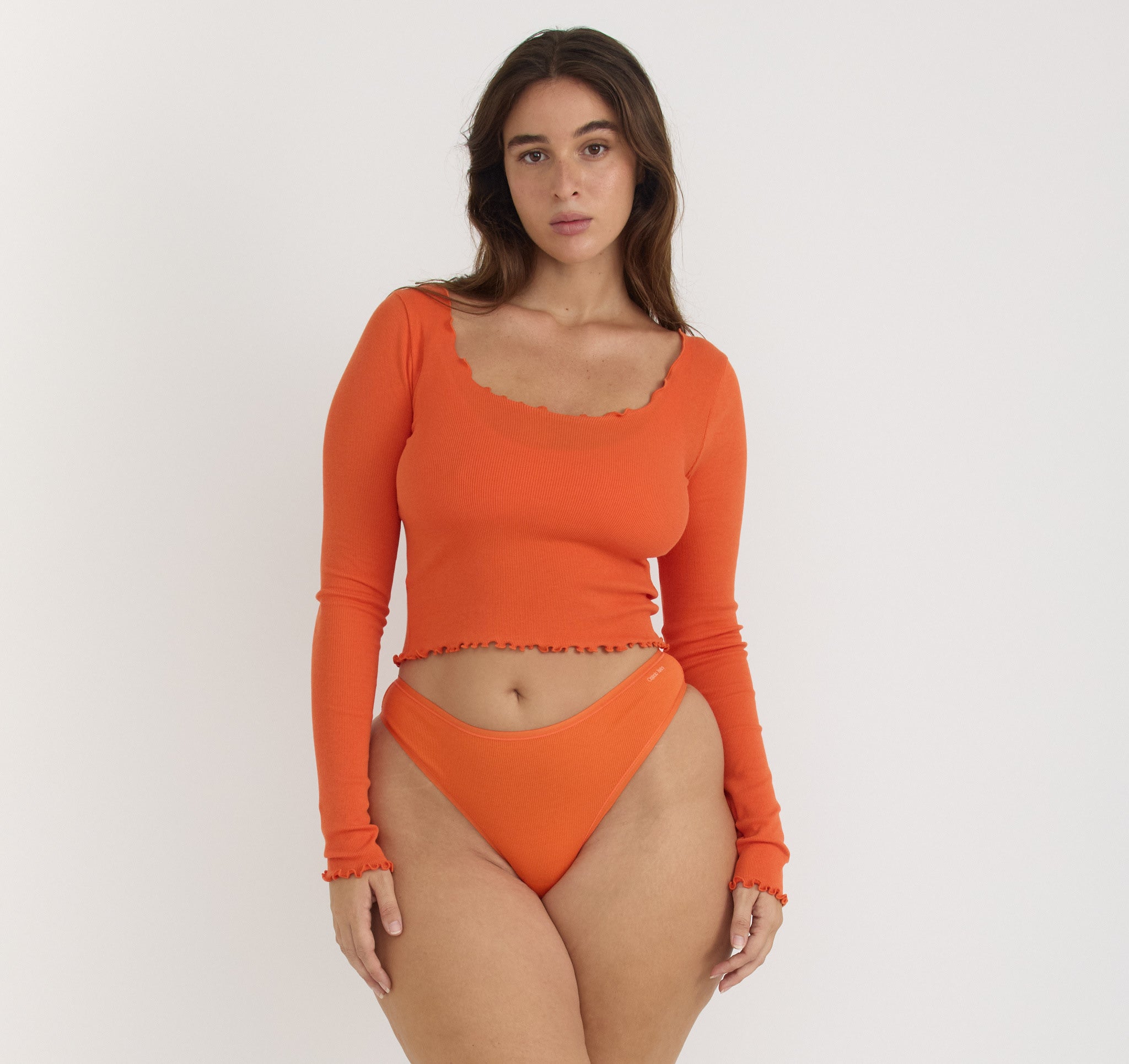 ORGANIC COTTON<br>Core Rib V-Neck Long Sleeve Tee