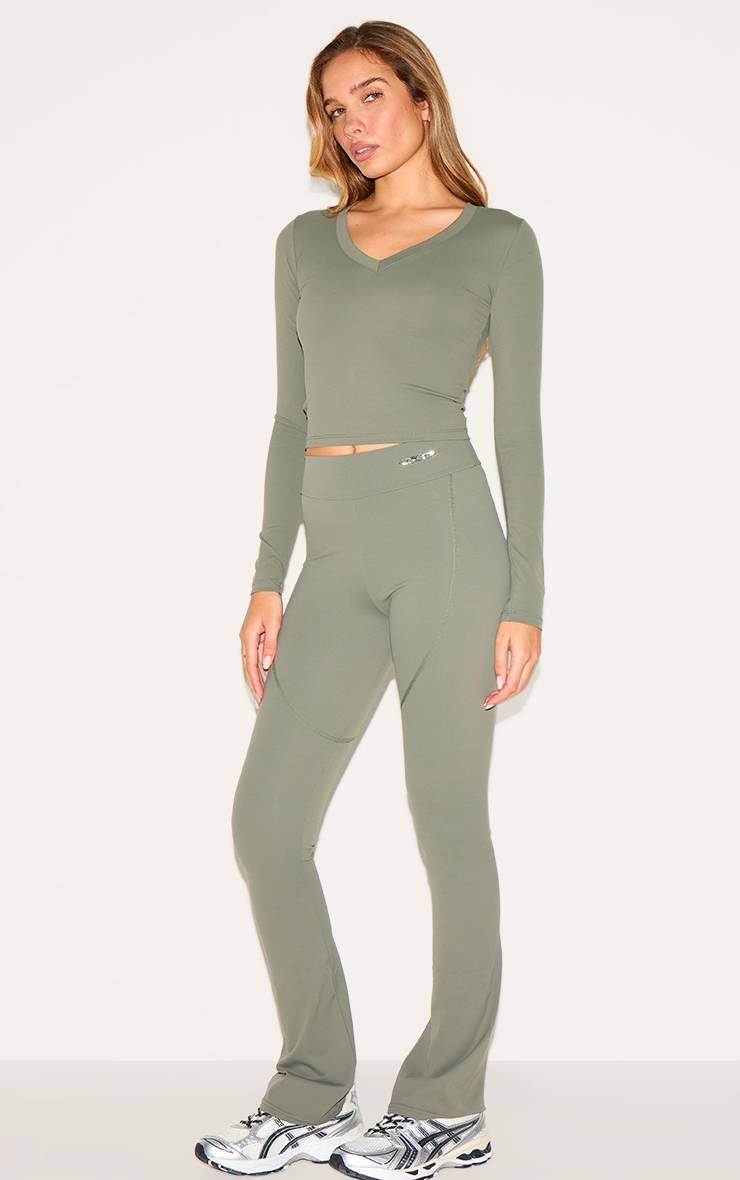 Vert Olive Pantalon Évasé Taille Haute Sculptant Avec Badge Métallique Sport