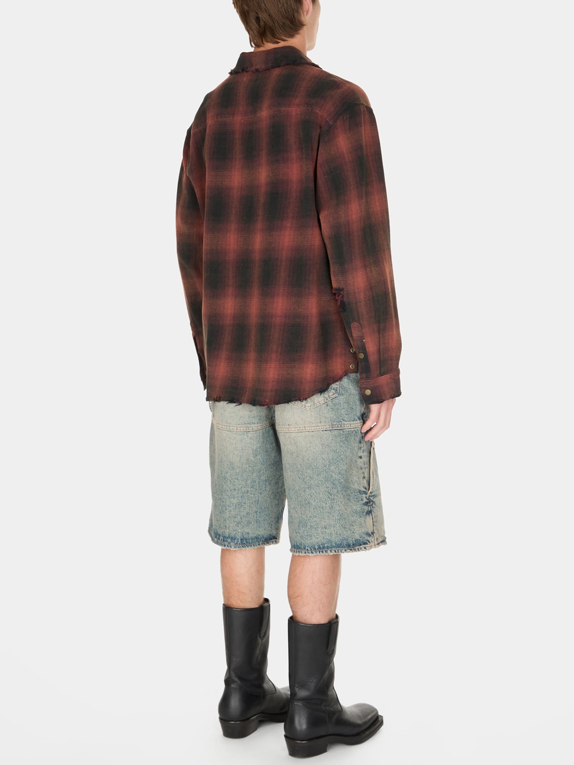 camisa de flanela desgastada