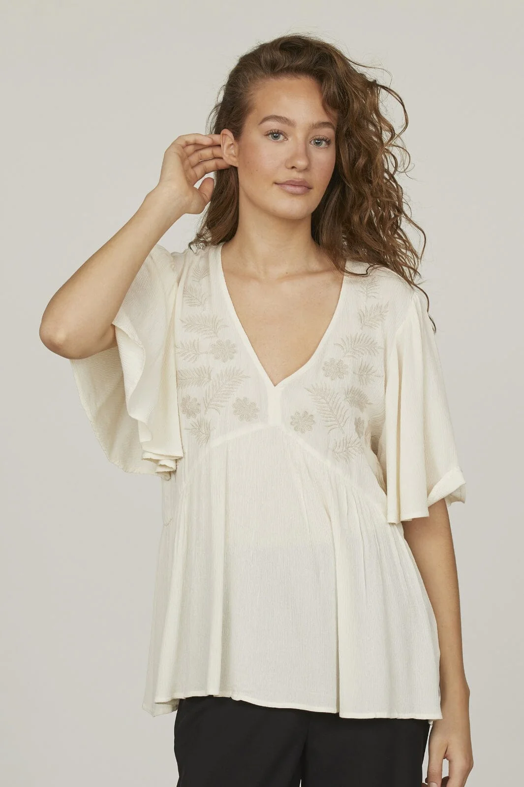 Sisters Point Inza-Top 116 cream bamboo