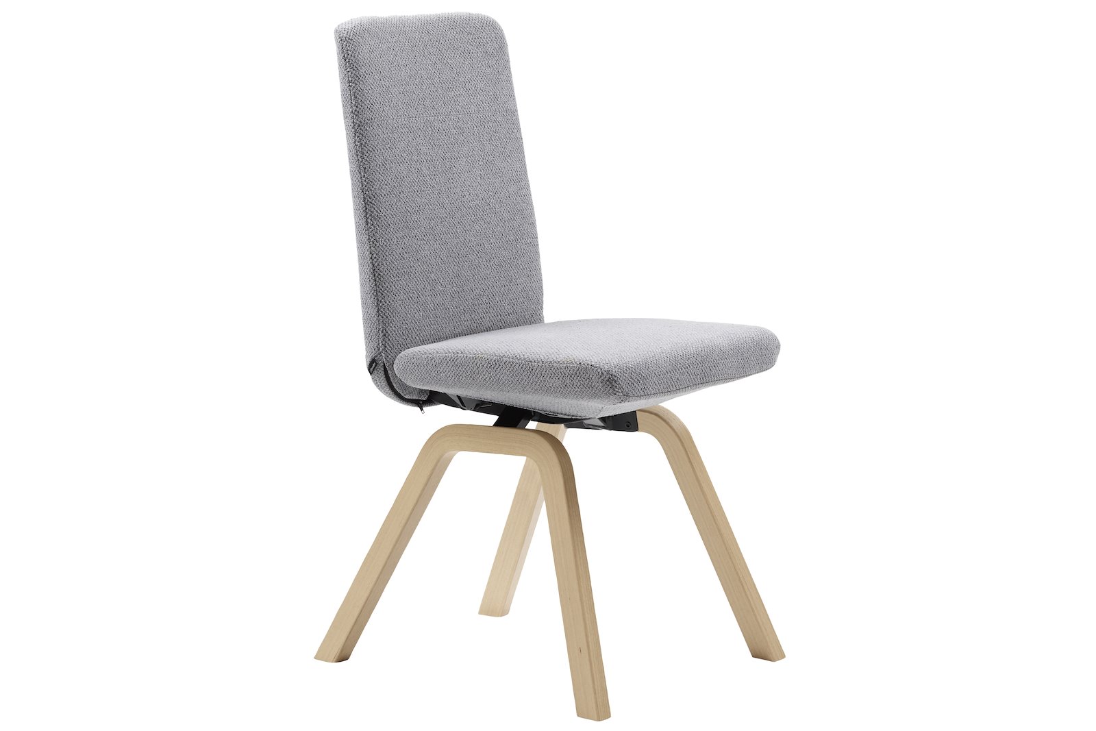 Chilli spisestol I tekstil Aster Light Grey. Lav rygg med hvitlasert eik understell D200.
