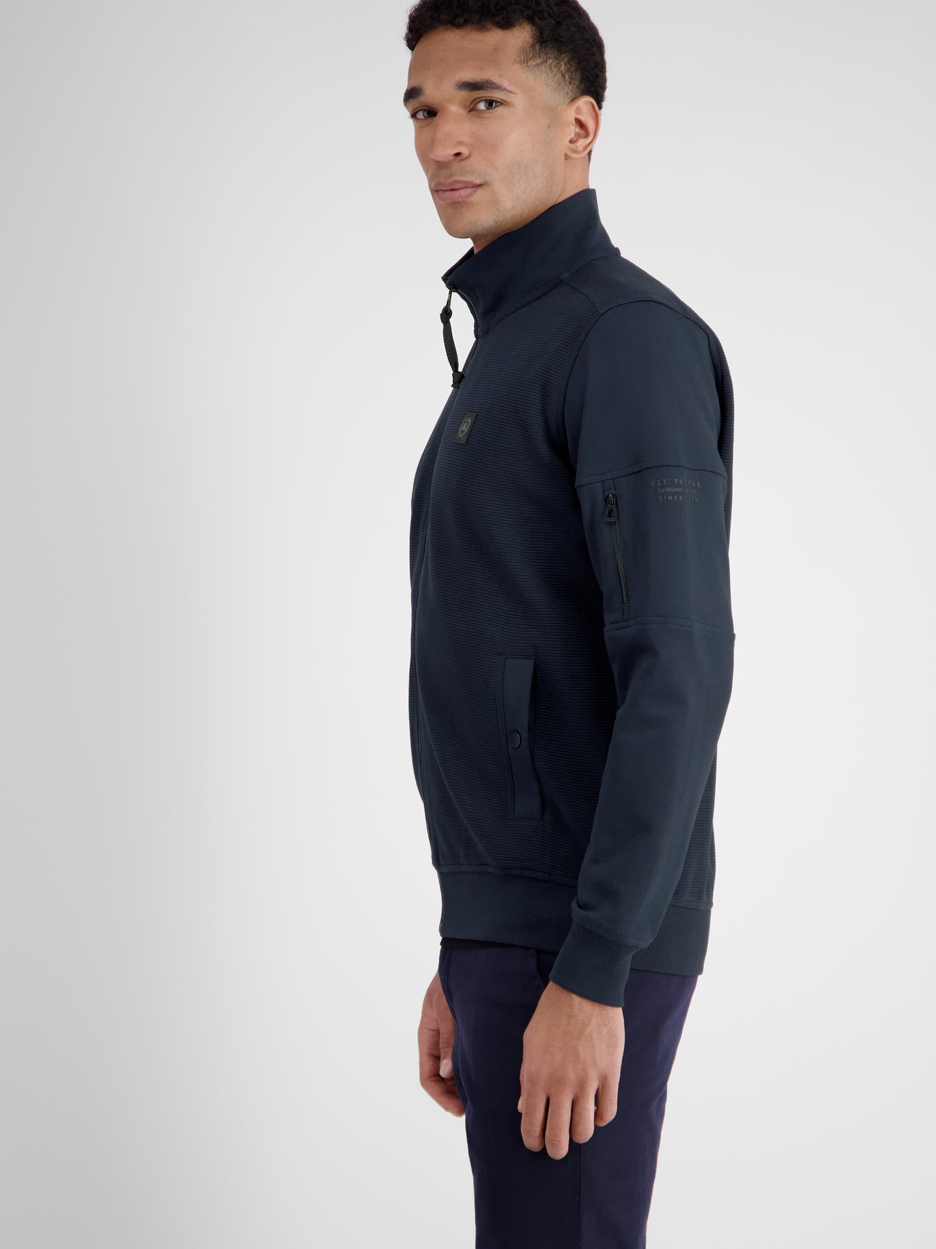 Herren Sweatjacke in Struktur-Baumwollqualität