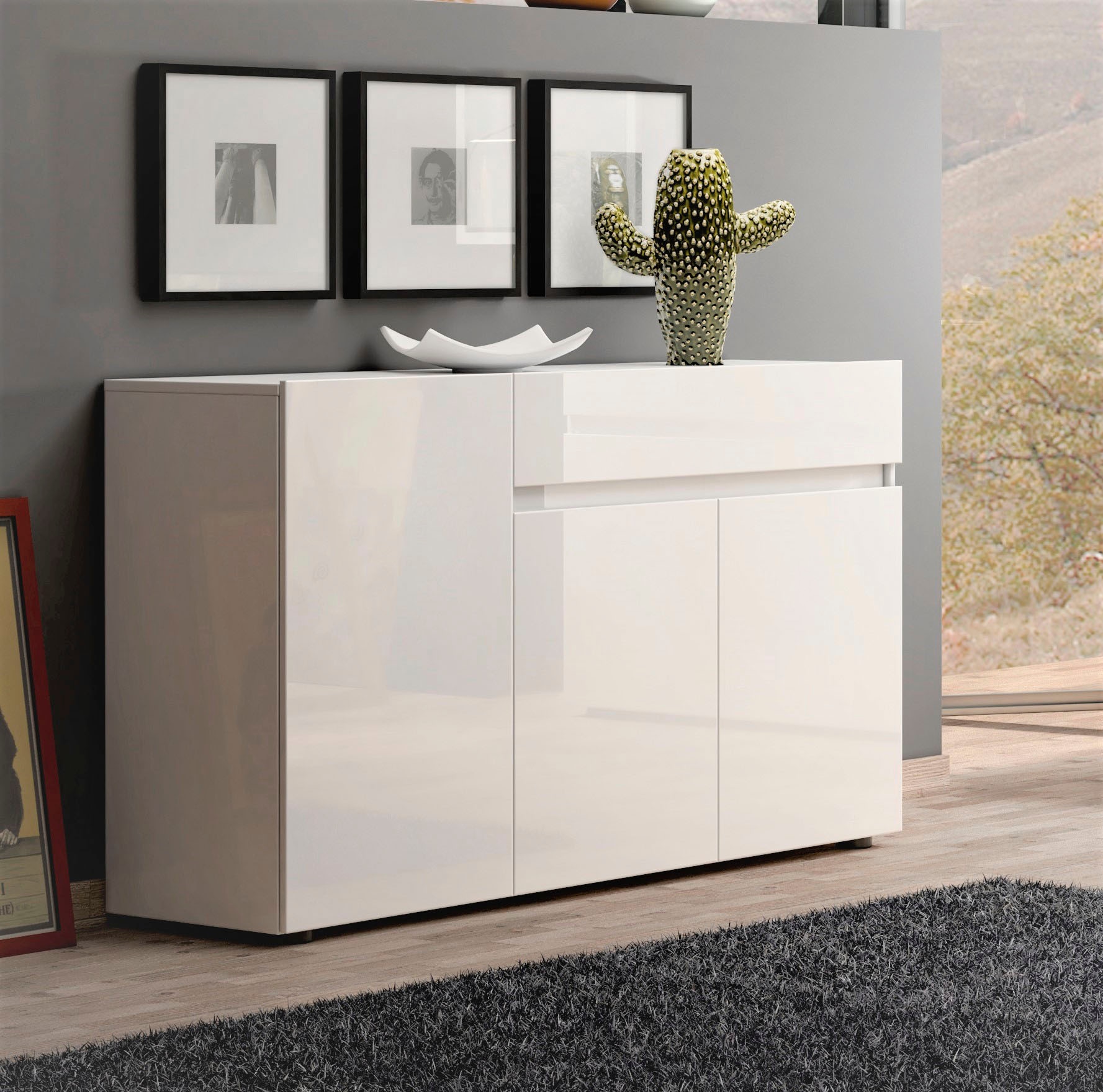 INOSIGN Sideboard »Mister« Kommode, komplett Hochglanz Lackiert, B/H 135x80cm