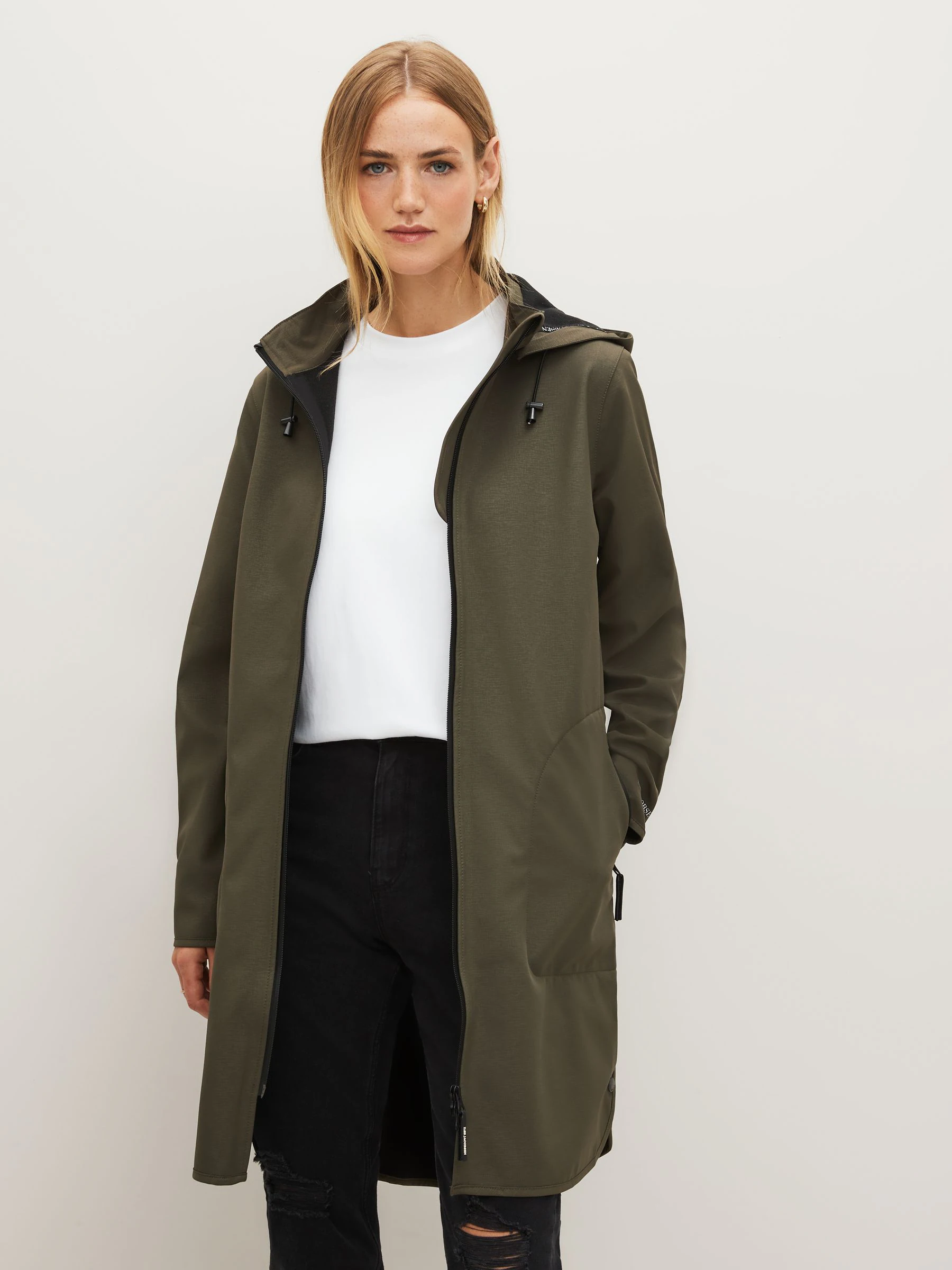Groen - Ilse Jacobsen - Waterdichte A-lijn softshell regenjas