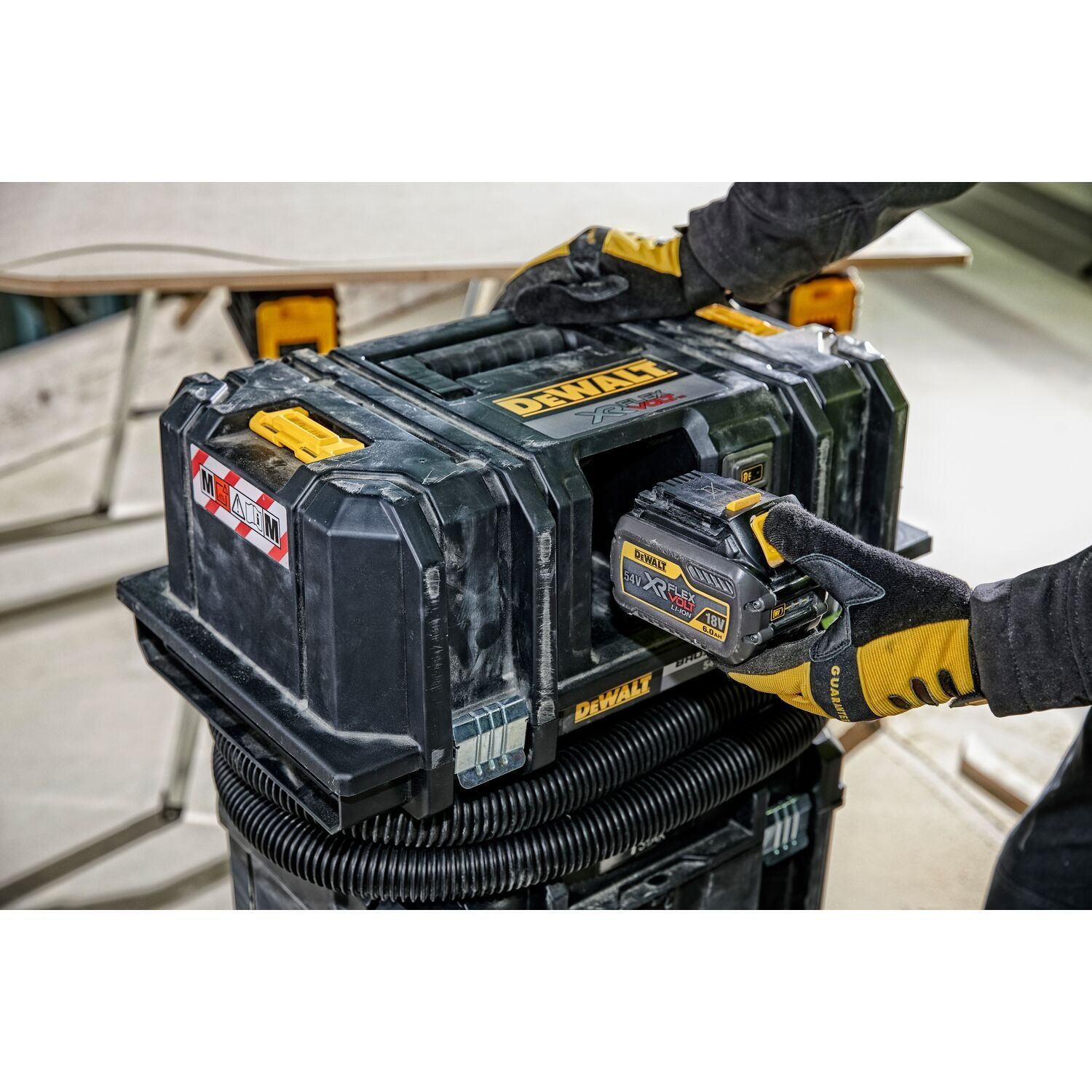 DeWALT DCV586MN Accu Nat- en Droogstofzuiger 54V XR FlexVolt Basic Body