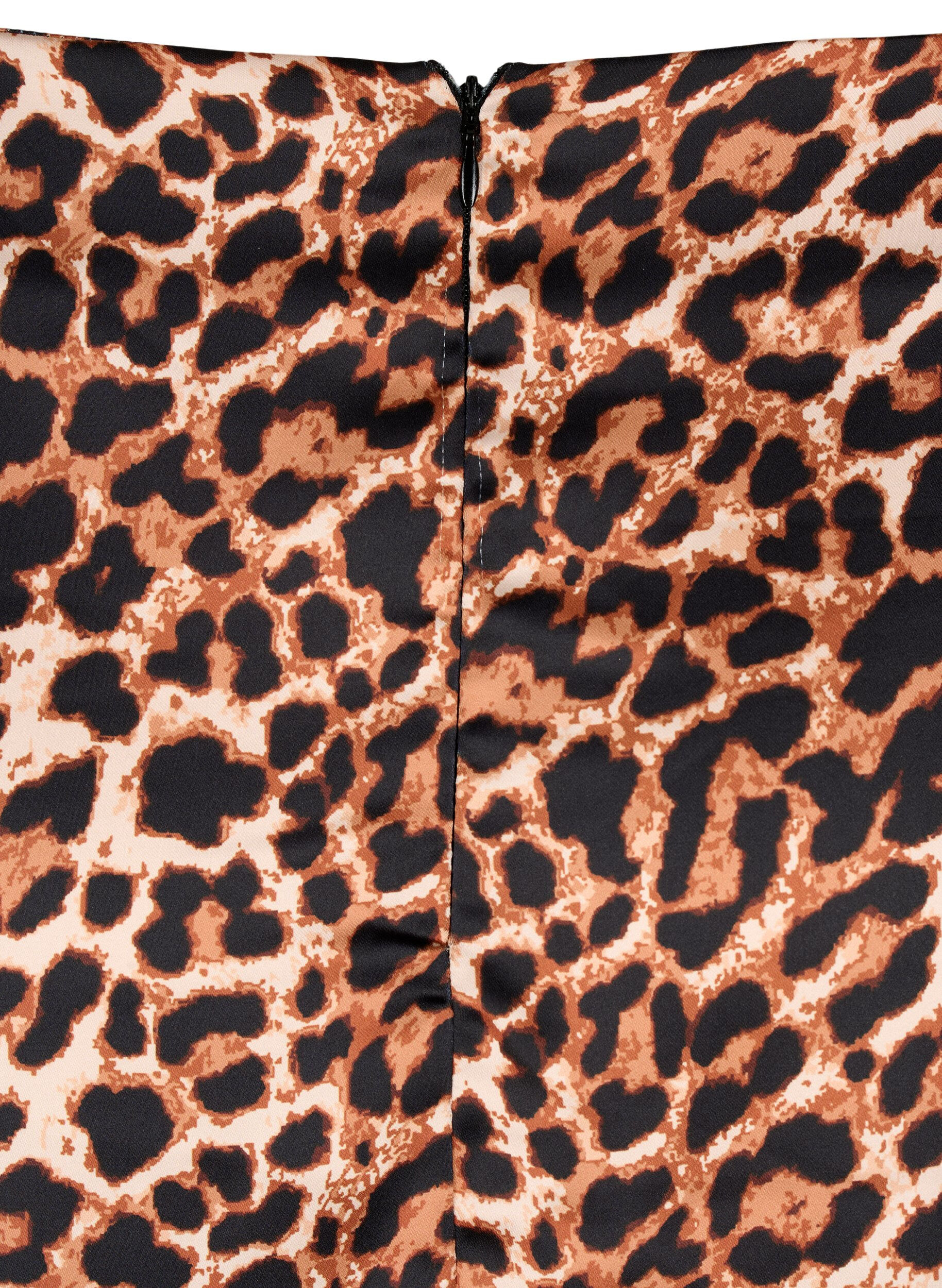 Leoprintet nederdel med slids
