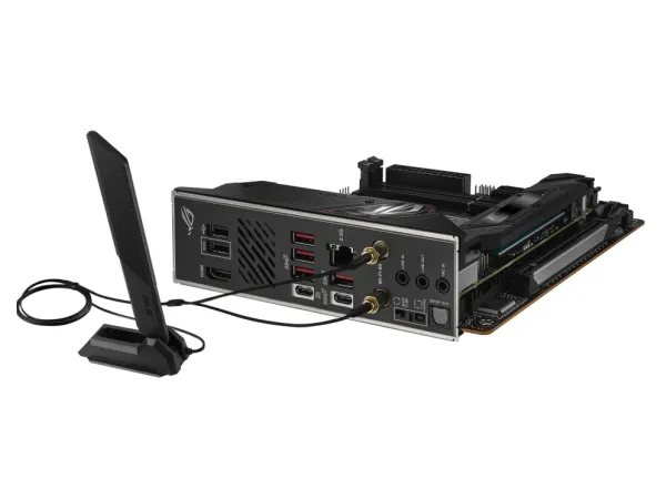 ASUS ROG Strix B650E-I Gaming WiFi - Bundkort - mini ITX - Socket AM5 - AMD B650 Chipset - USB-C 3.2 Gen 2x2, USB-C 3.2 Gen2, USB 3.2 Gen 2, USB 3.2 Gen 1 - 2.5 Gigabit LAN, Wi-Fi 6E - onboard grafik (CPU påkrævet) - HD Audio (8-kanaler)