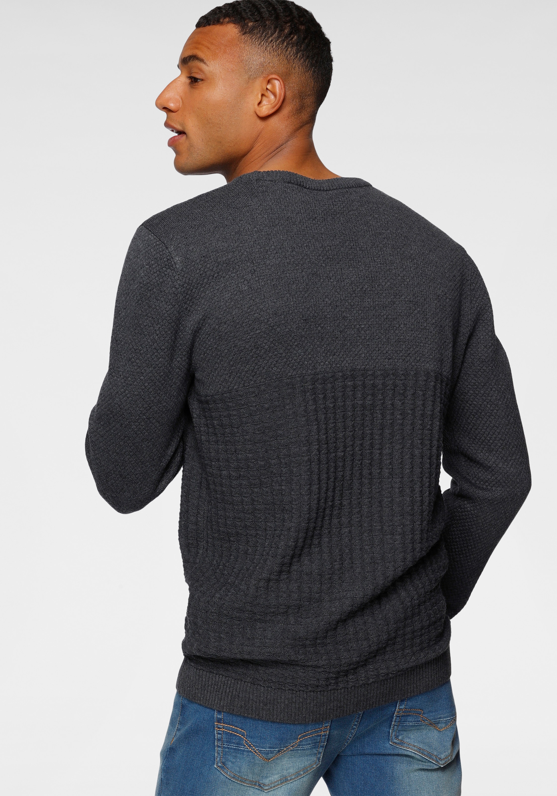 Bruno Banani Strickpullover , mit modischer Struktur