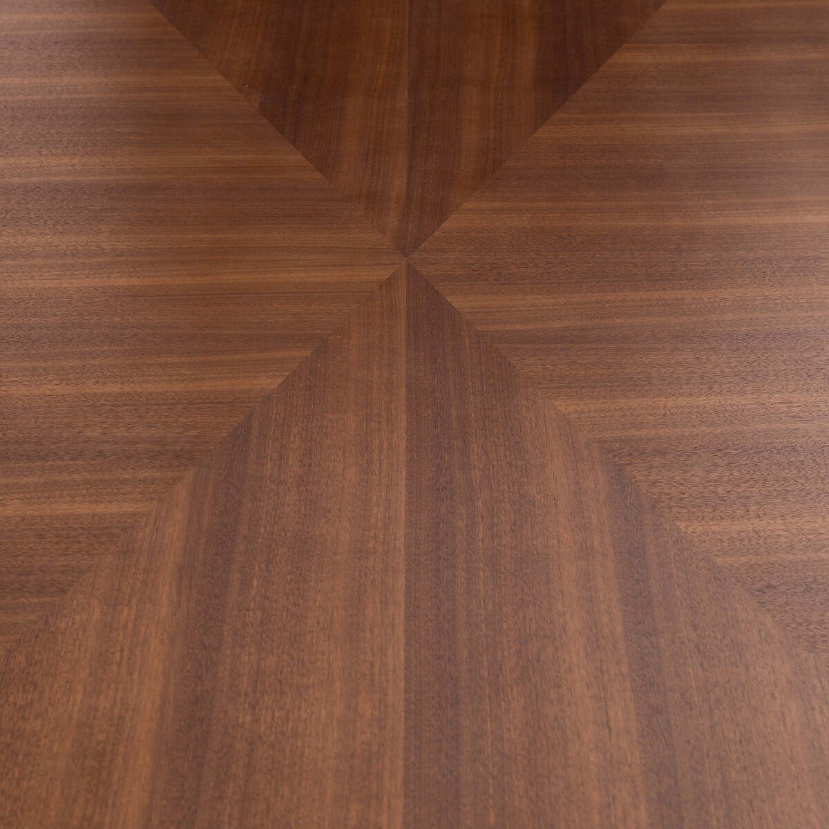 LA REDOUTE INTERIEURS<br>Mesa vintage para 8 pessoas. Watford