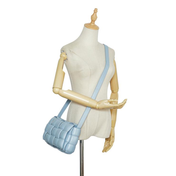 Bottega Veneta Vintage Bottega Veneta Padded Cassette Bag Blue