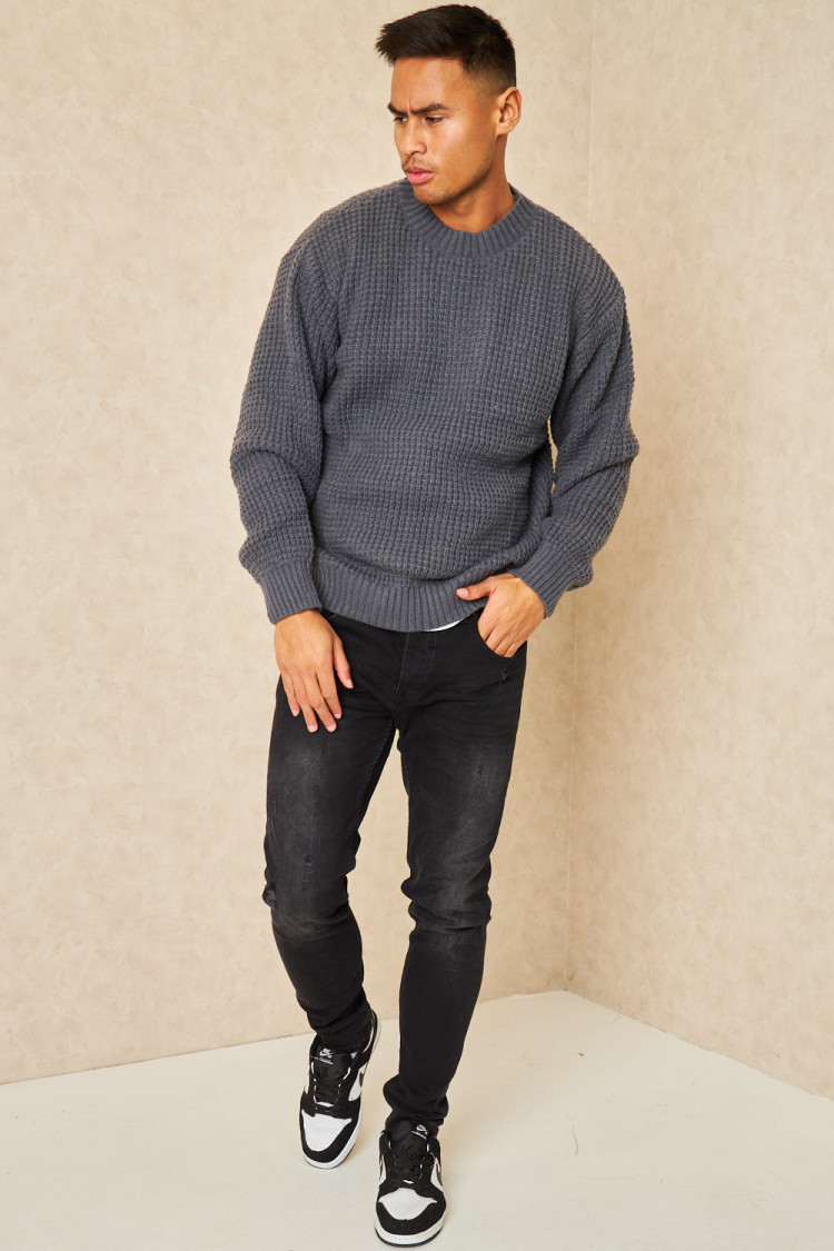 Pull gris col rond aspect crochet