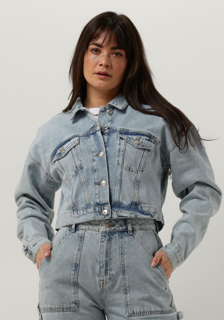 COLOURFUL REBEL blauwe colourful rebel spijkerjas ornel cropped denim jacket