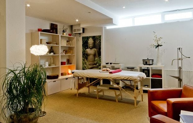 Hot Stone Massage - hot stonemassage  Augsburg -  Augsburg