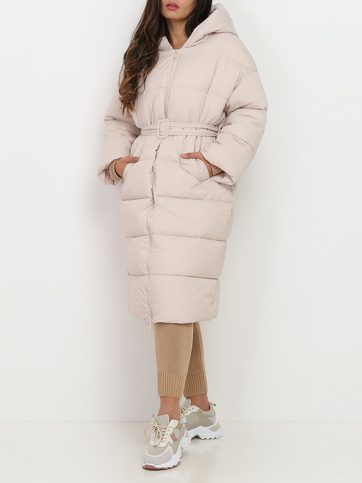 Doudoune oversize matelassée ceinturée- Beige