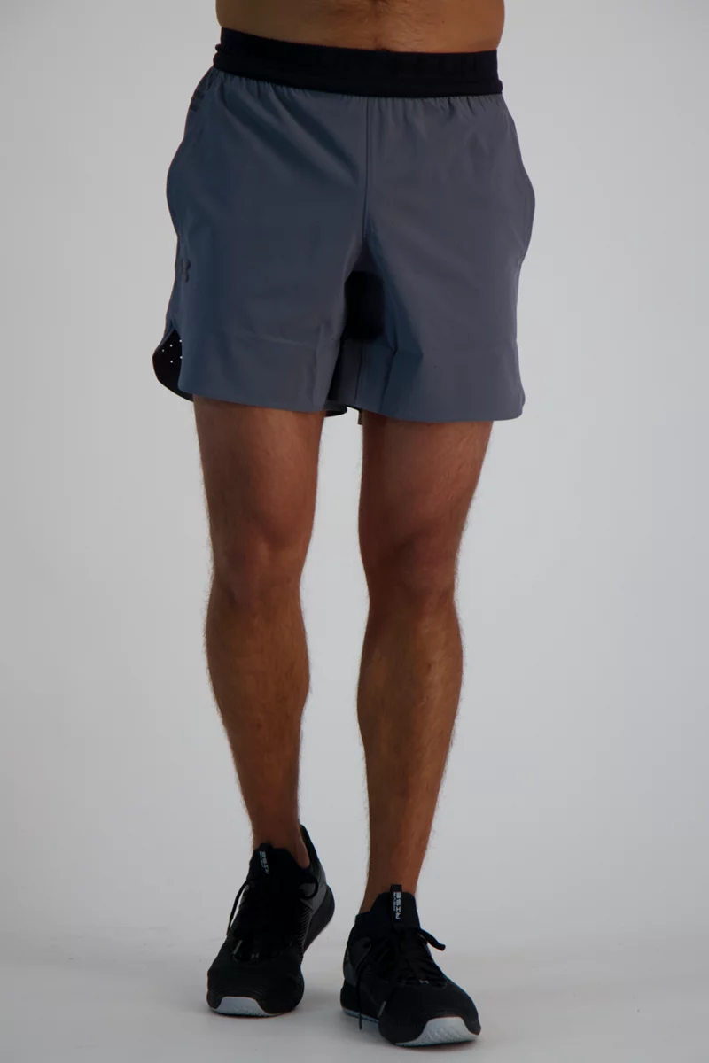 Under Armour UA Peak Woven Herren Short