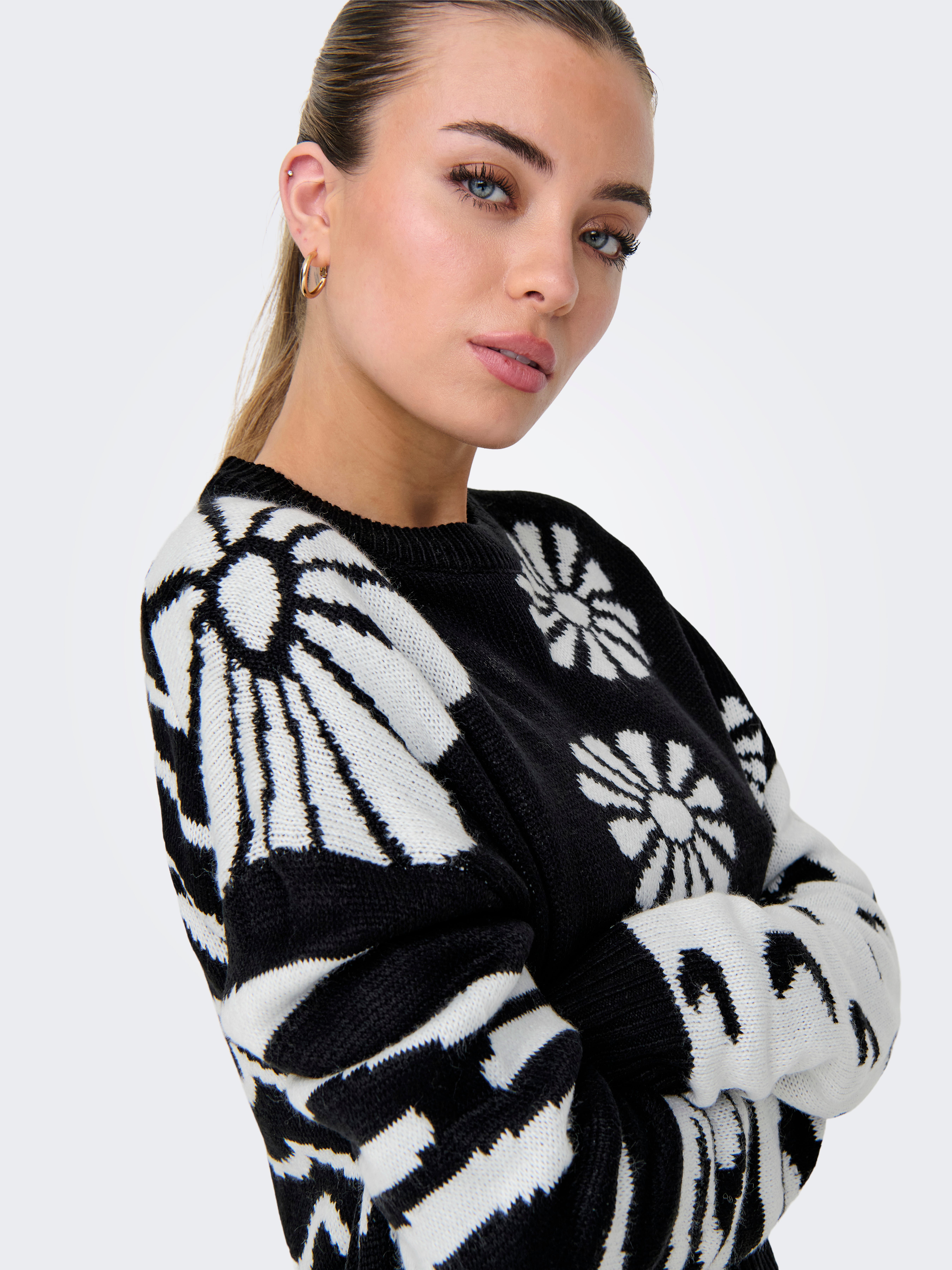 ONLBETTY Strickpullover Black