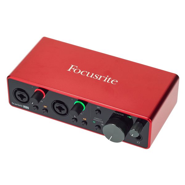Focusrite Scarlett 2i2 3rd Mic Bundle