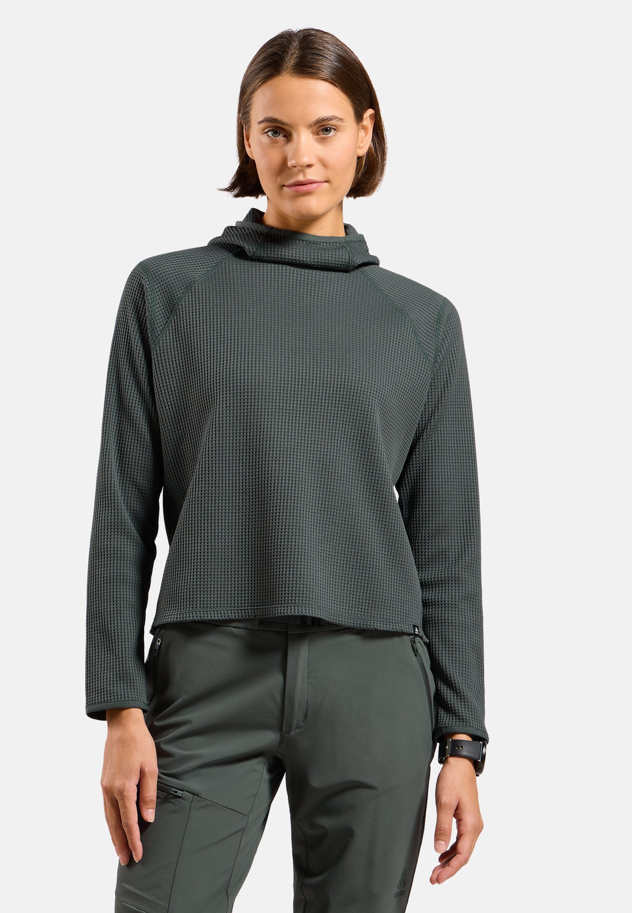 Cubic Multisport Mid Layer mit Kapuze in urban chic