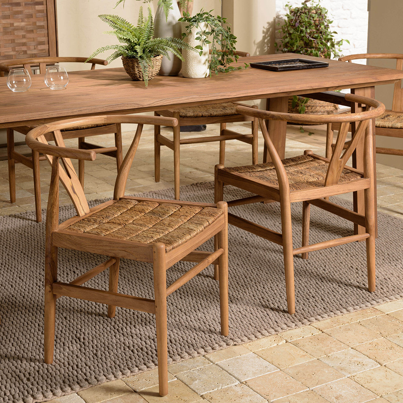 Macabane Chaise bois de teck recyclé dossier arrondi Sixtine bois - 57.5 x56.5x75 cm
