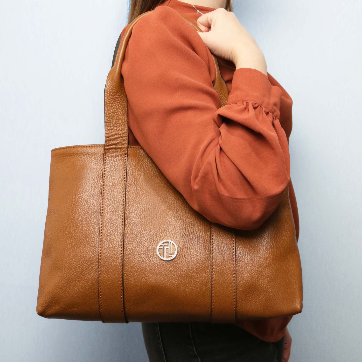 TL142415 – Callie – Soft leren Schoudertas